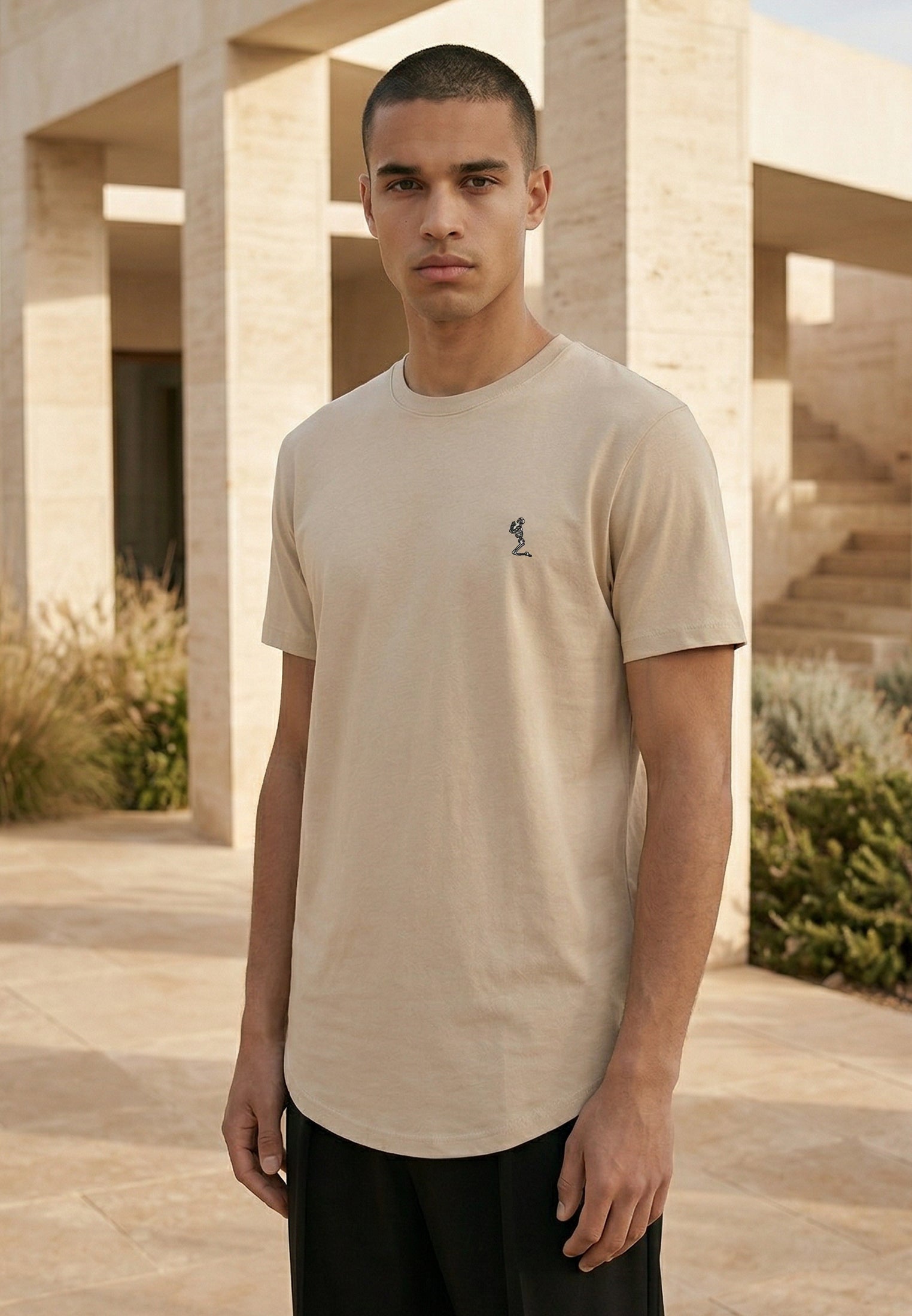 ESSENTIAL SWAG CURVED HEM FAWN T-SHIRT