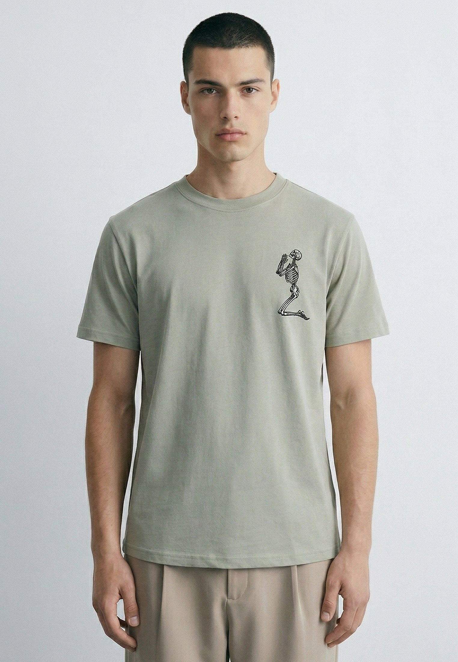 ESSENTIAL BIG SKELETON SOFT KHAKI T-SHIRT