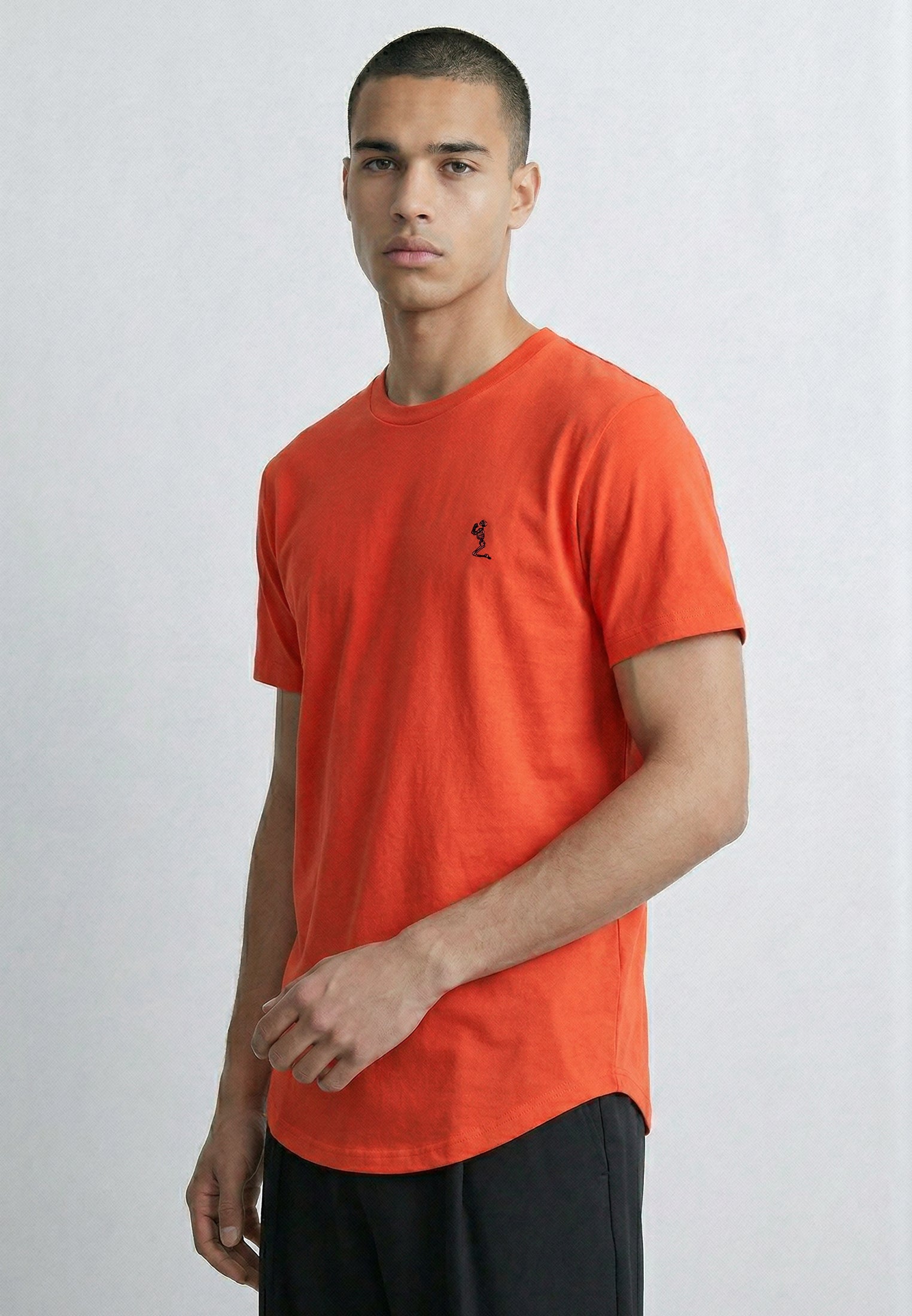 ESSENTIAL CURVED HEM ROYAL RED T-SHIRT