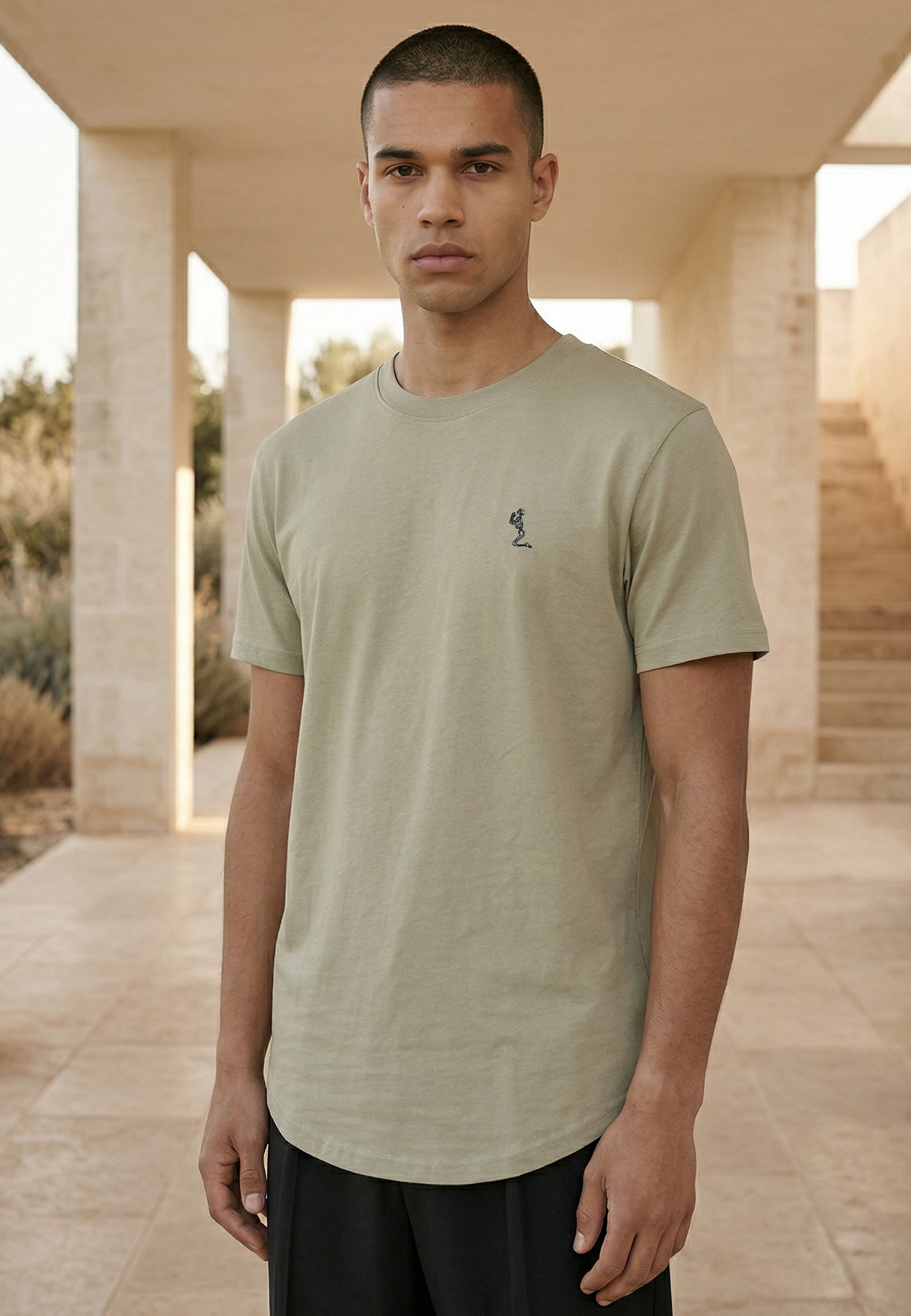 ESSENTIAL SWAG CURVED HEM SOFT KHAKI T-SHIRT