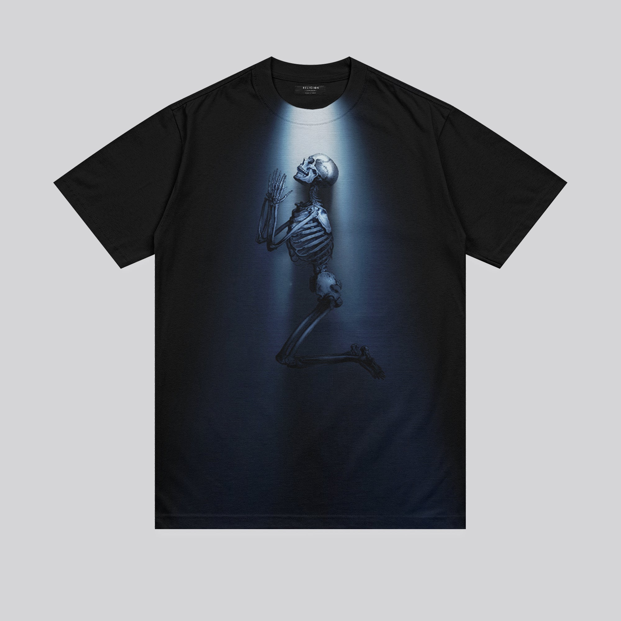 LIGHT OF PRAYER T-SHIRT BLACK
