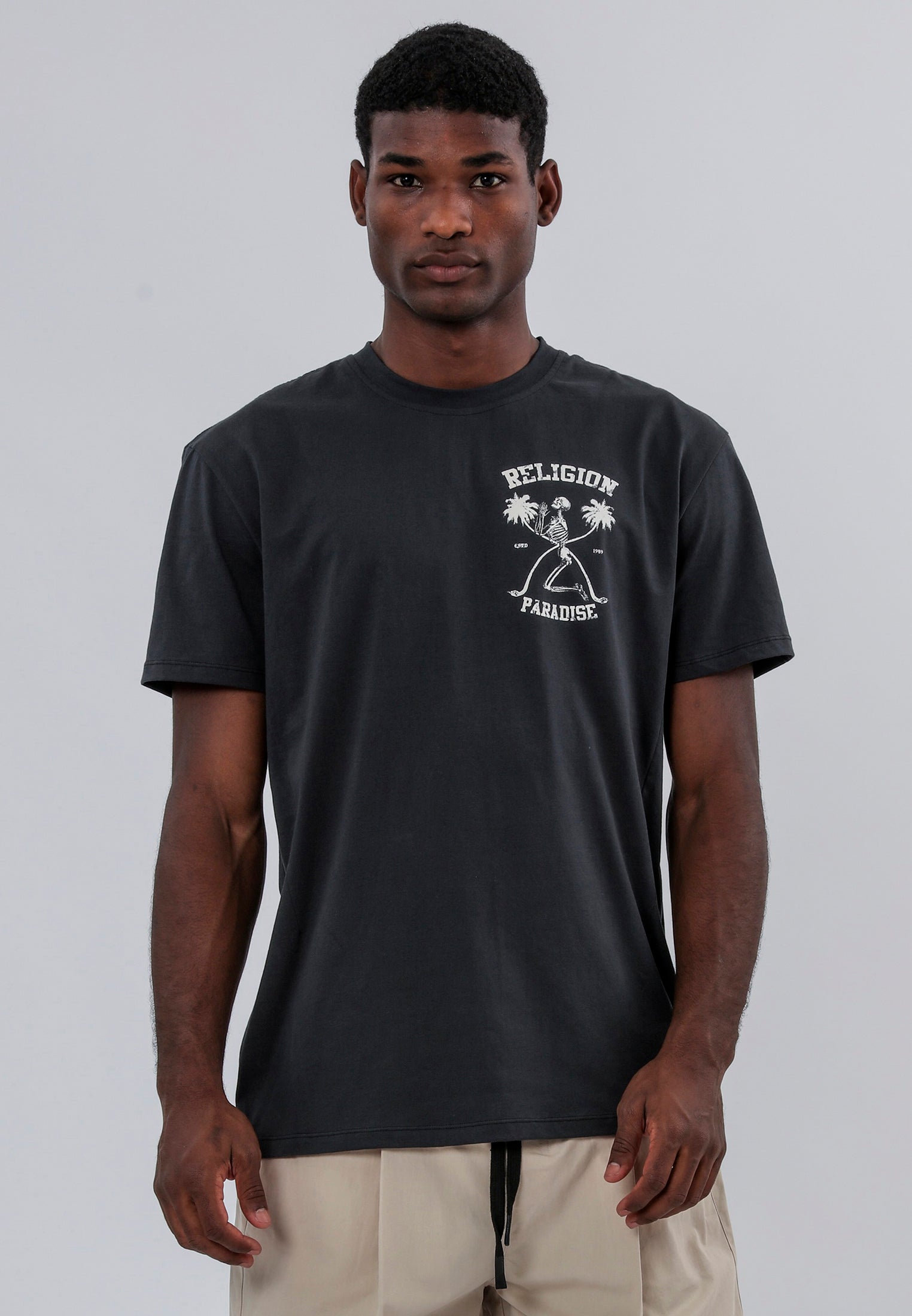 PRAYING PARADISE T-SHIRT WASHED BLACK