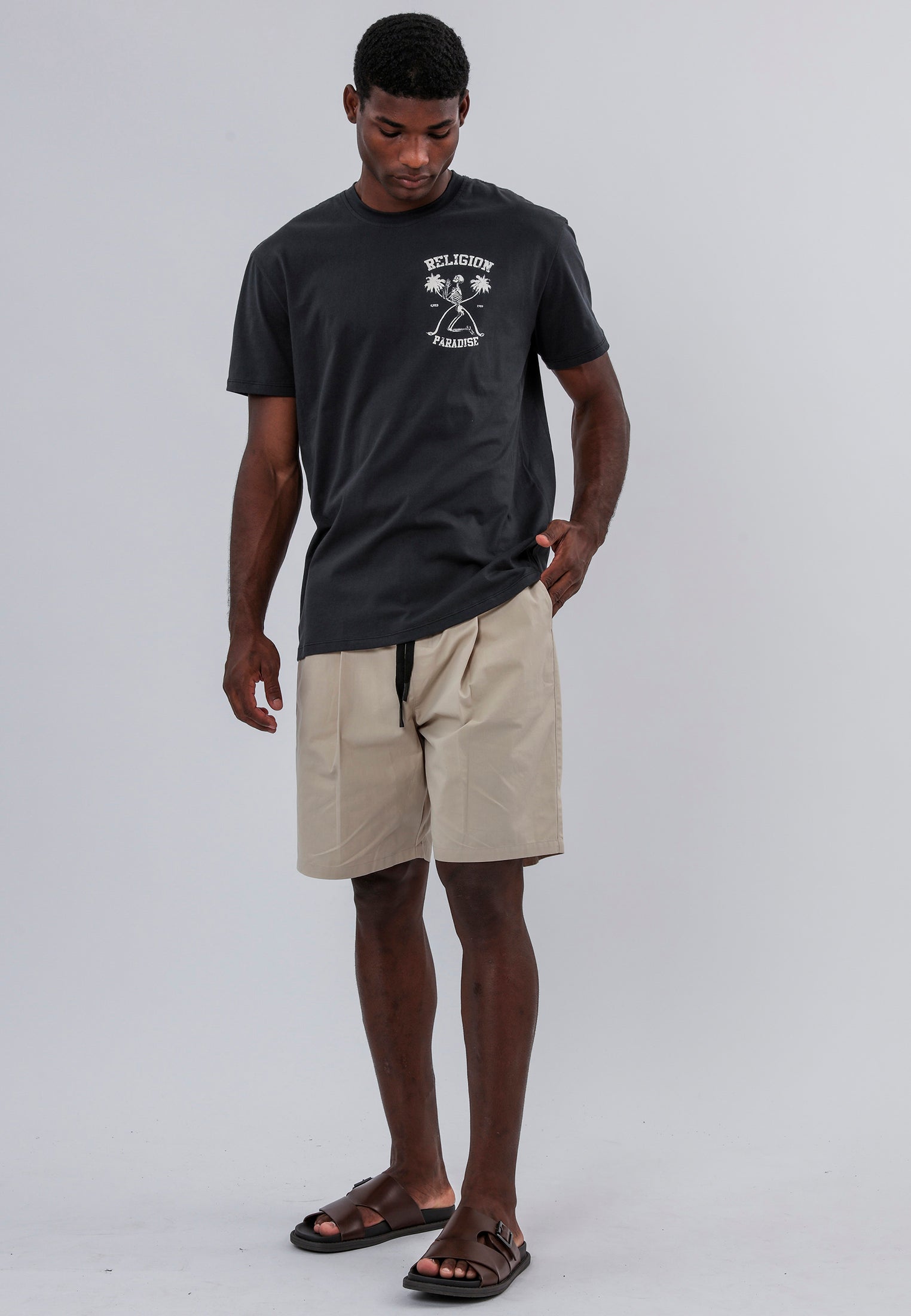 PRAYING PARADISE T-SHIRT WASHED BLACK