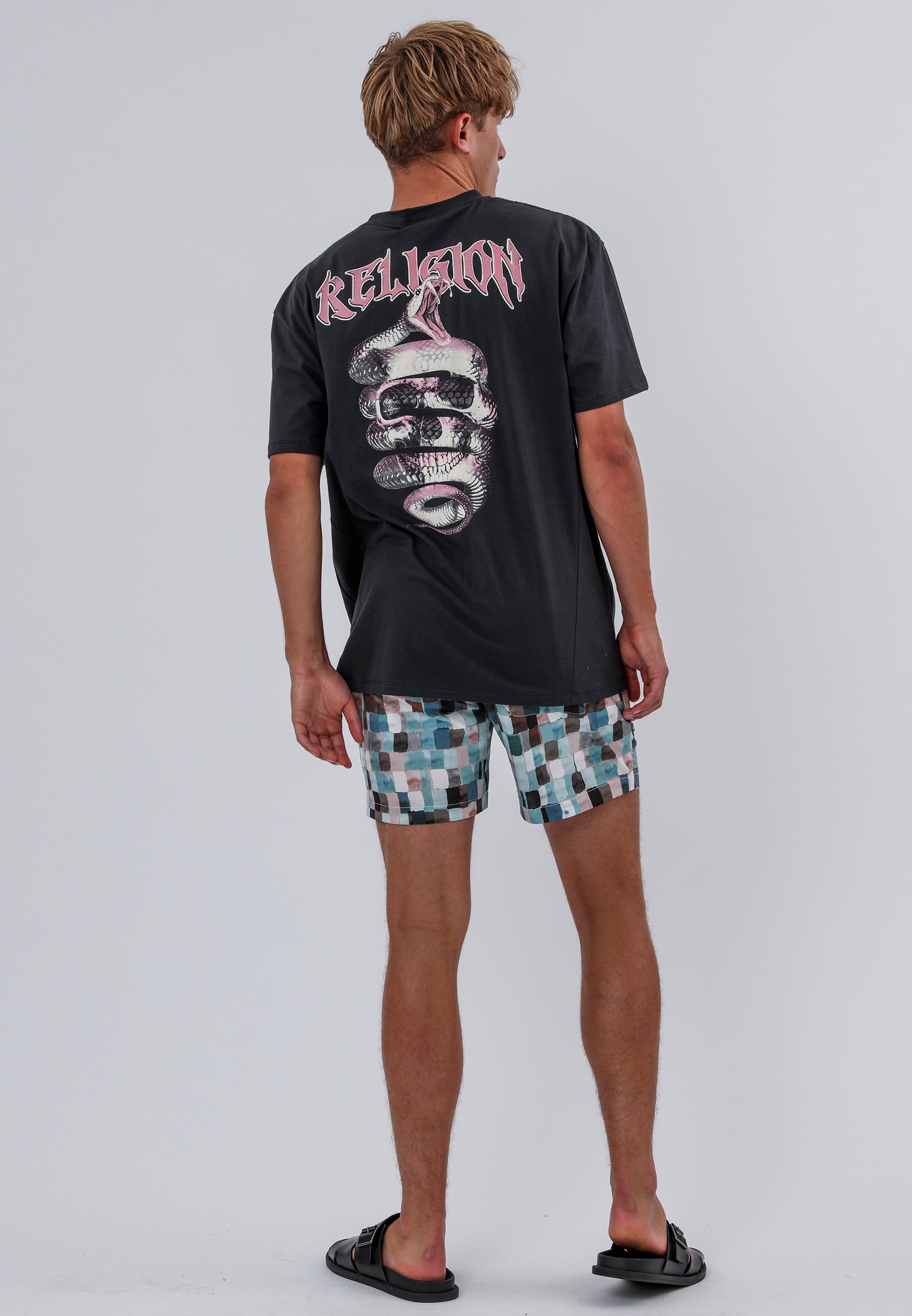 SNAKE T-SHIRT WASHED BLACK