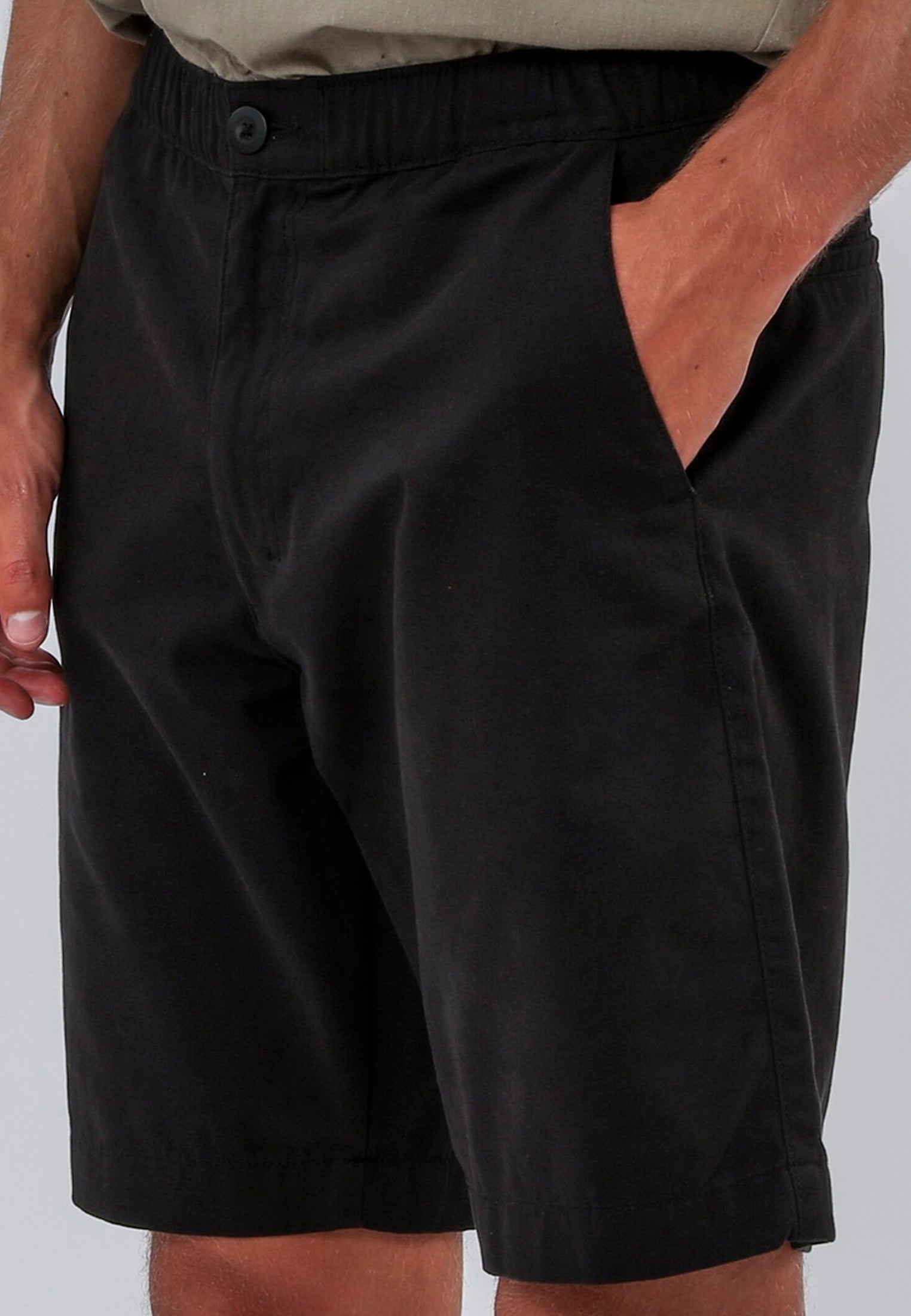 ELASTICATED LONGLINE CHINO SHORTS BLACK