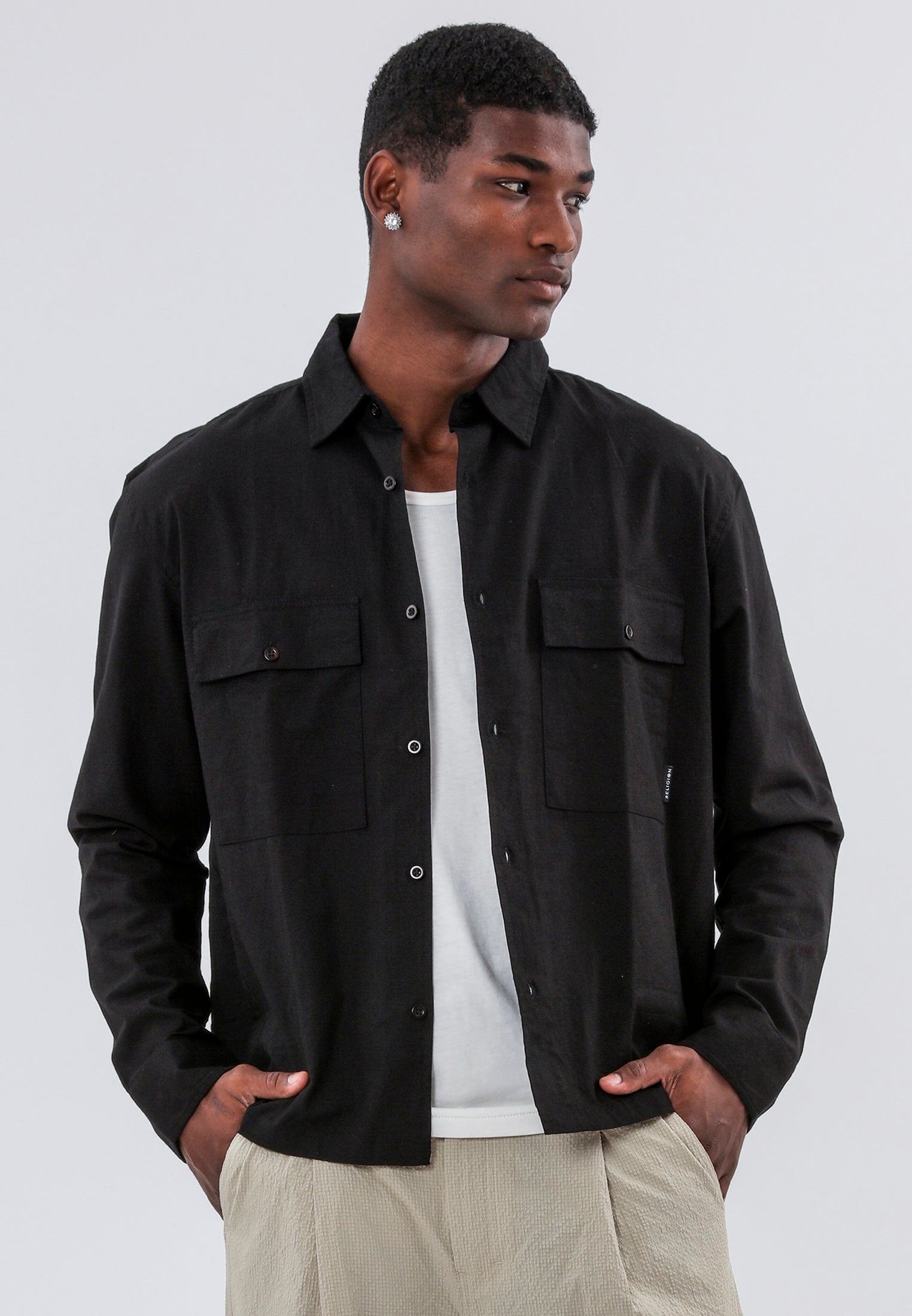 TWO POCKET RELAXED LS SHIRT BLACK