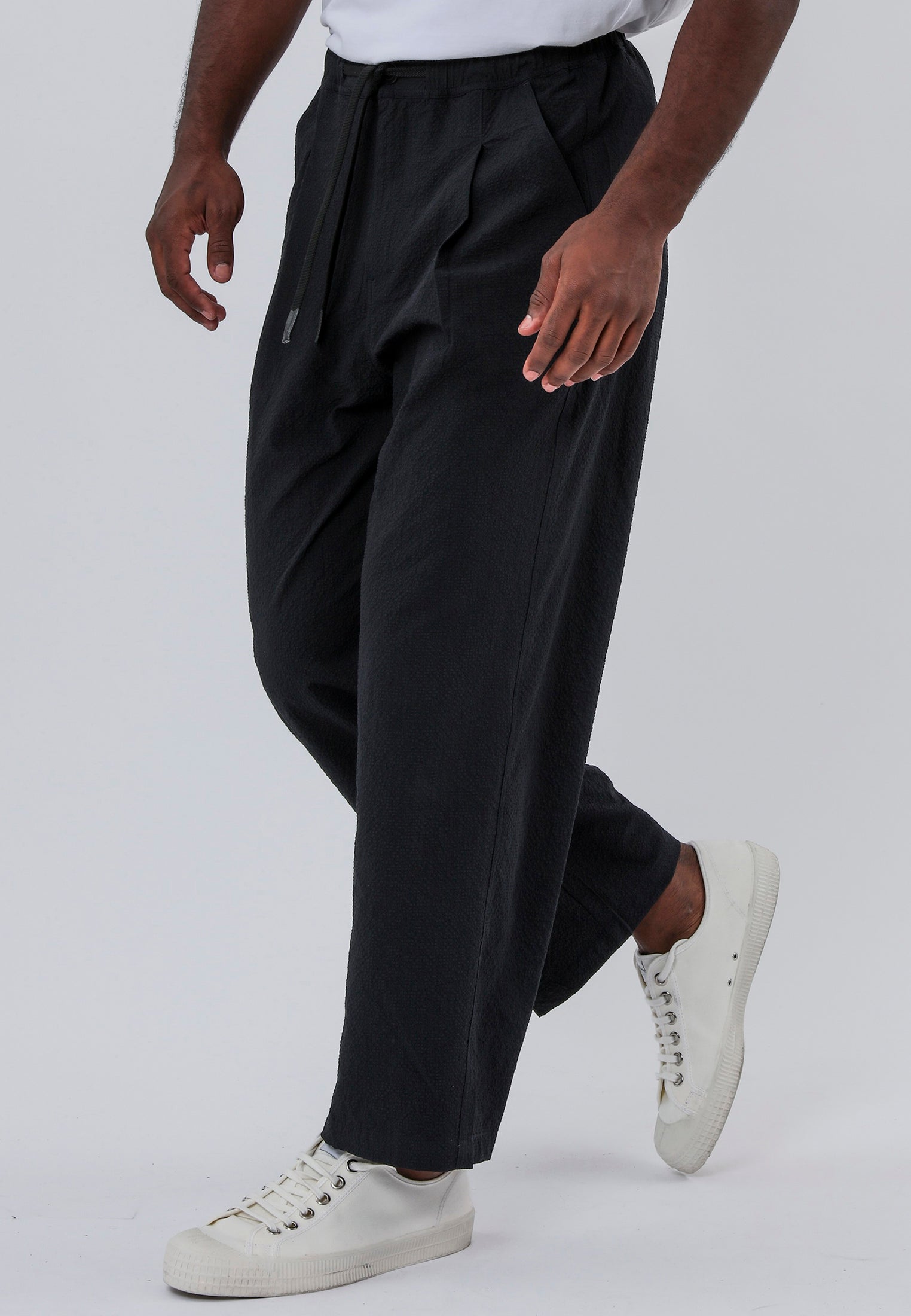 PLEATED ELASTICATED WAIST TROUSERS JET BLACK