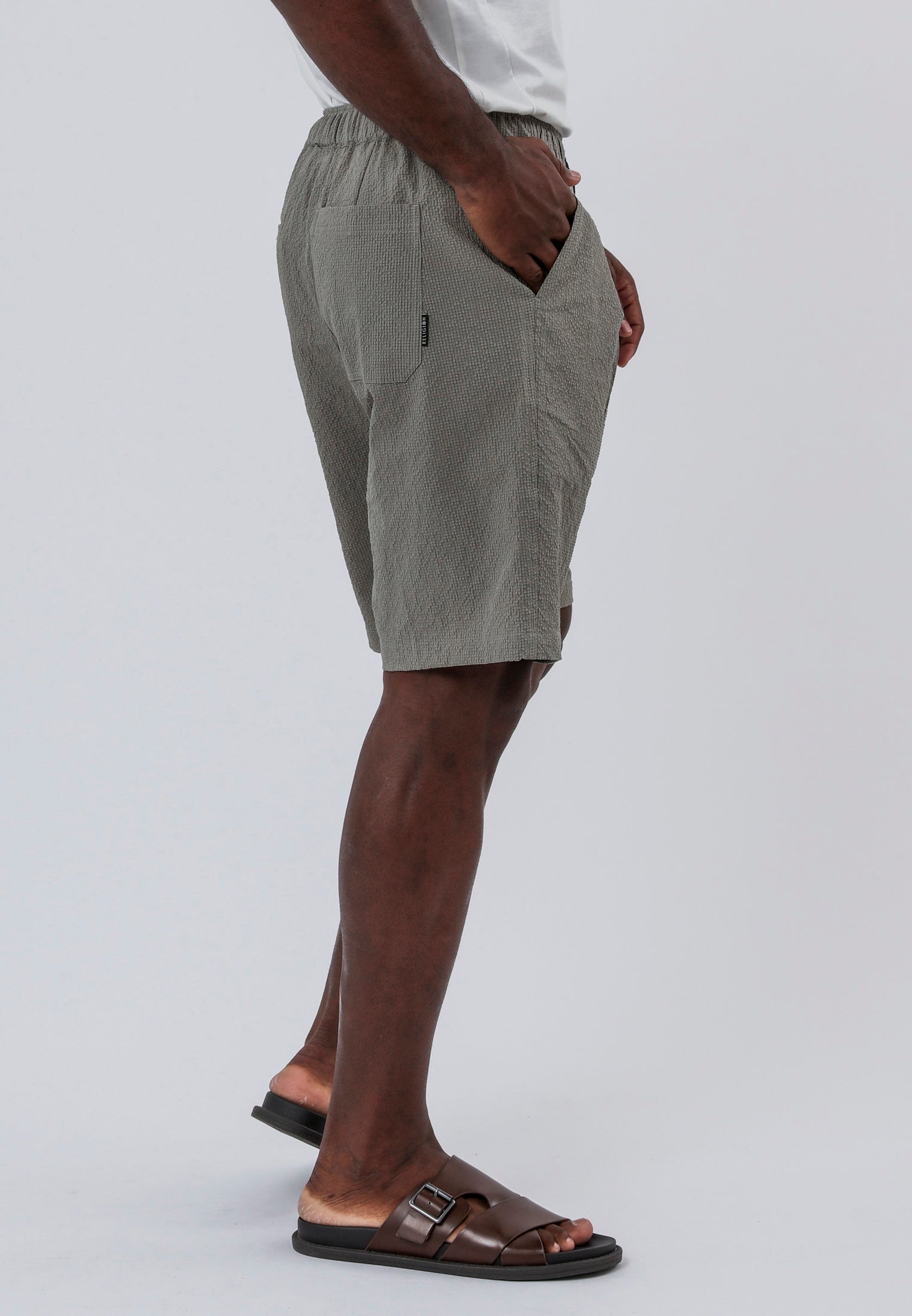 MYKONOS PLEATED LINEN BLEND HOLIDAY SHORTS MOSS GREEN