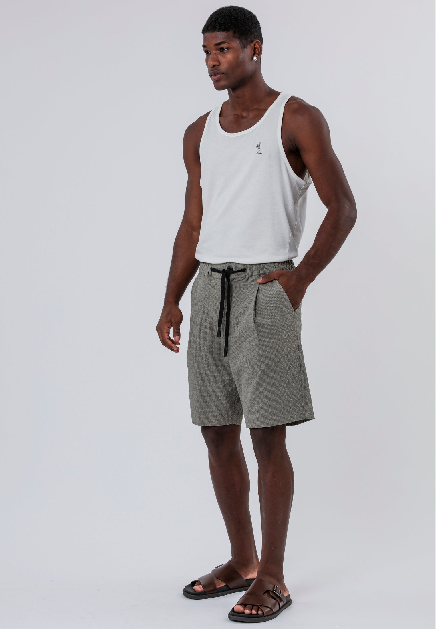 MYKONOS PLEATED LINEN BLEND HOLIDAY SHORTS MOSS GREEN