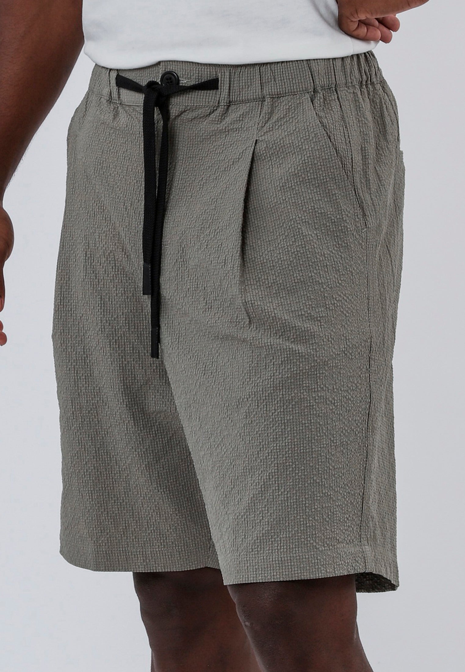 MYKONOS PLEATED LINEN BLEND HOLIDAY SHORTS MOSS GREEN