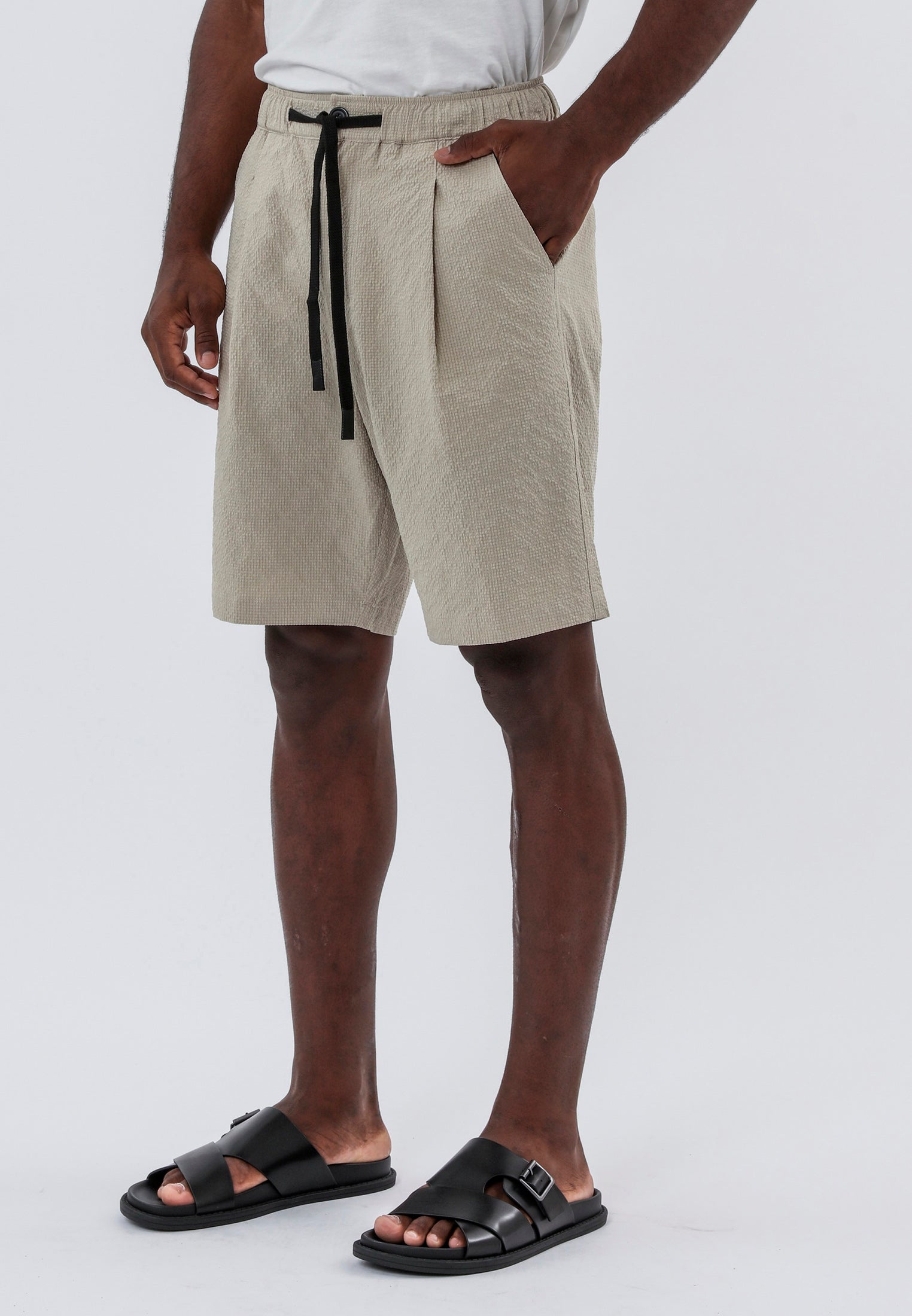 MONACO PLEATED LINEN BLEND HOLIDAY SHORTS SHELL
