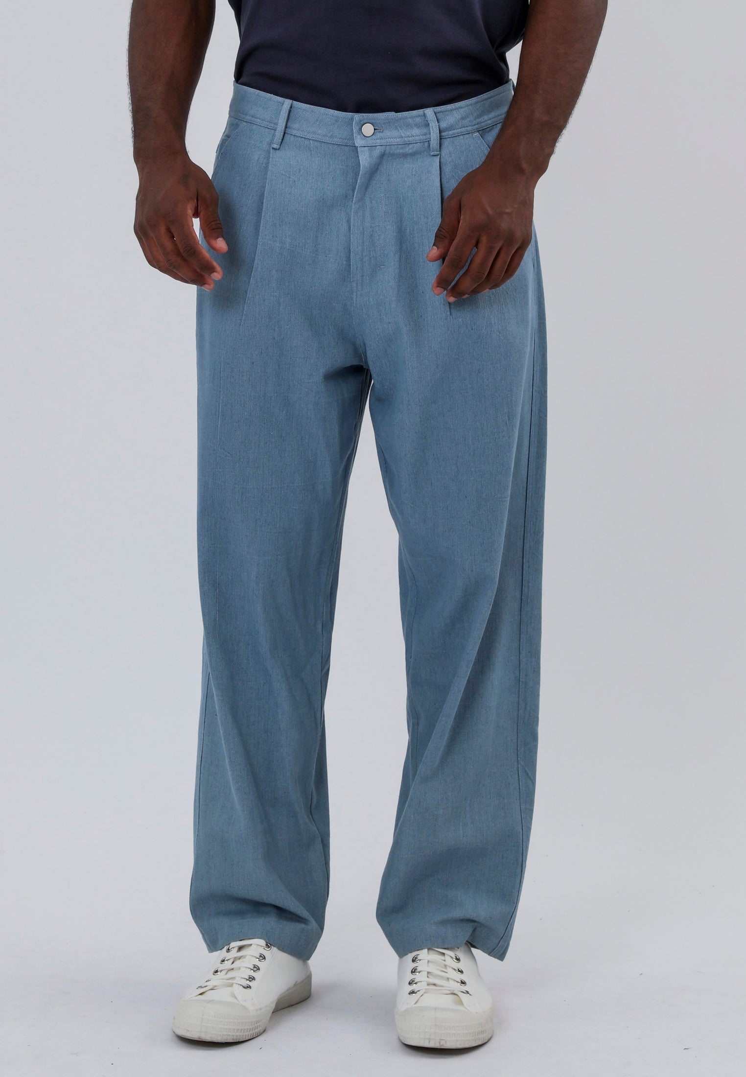 PLEATED DENIM BLUE