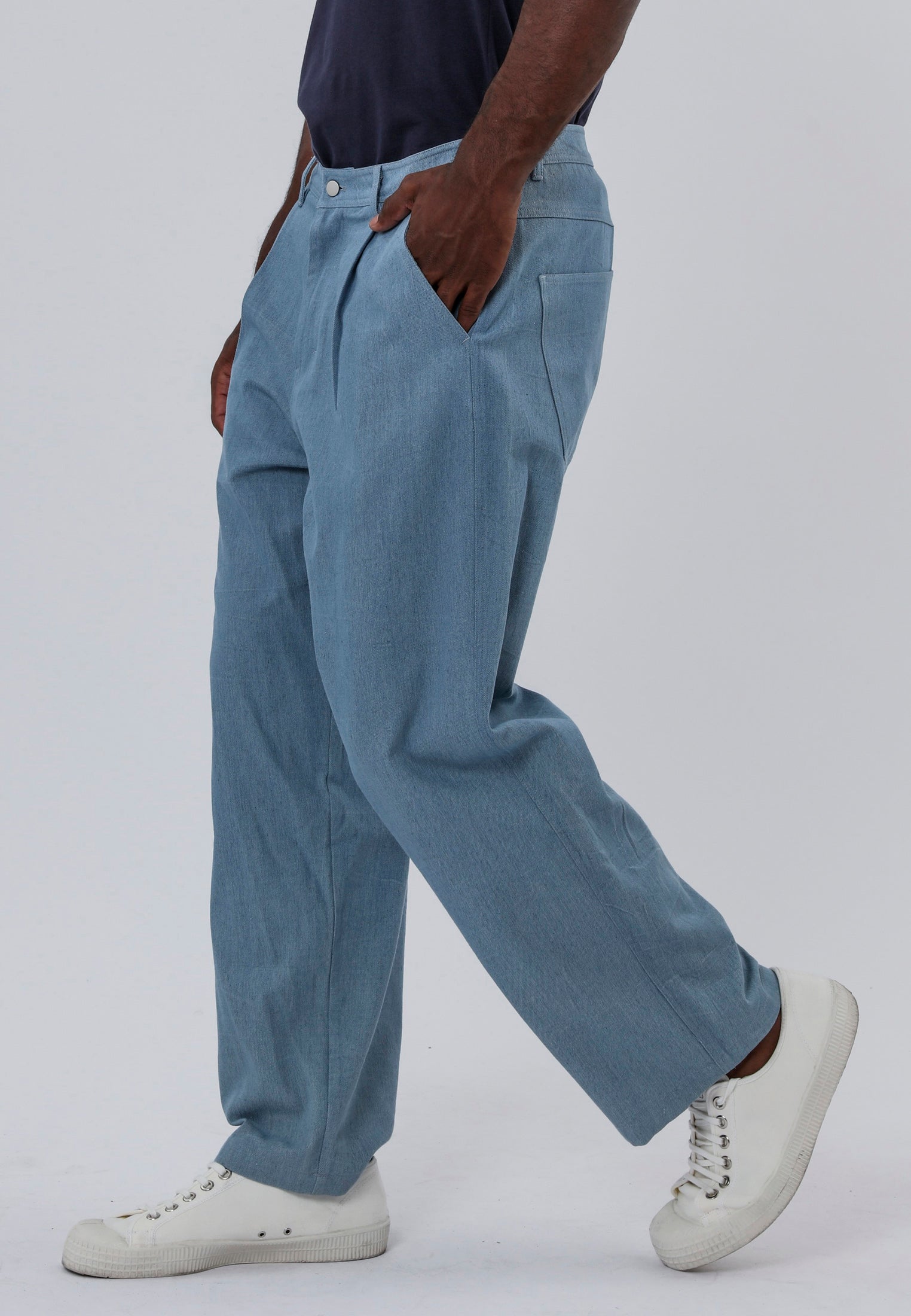 PLEATED DENIM BLUE