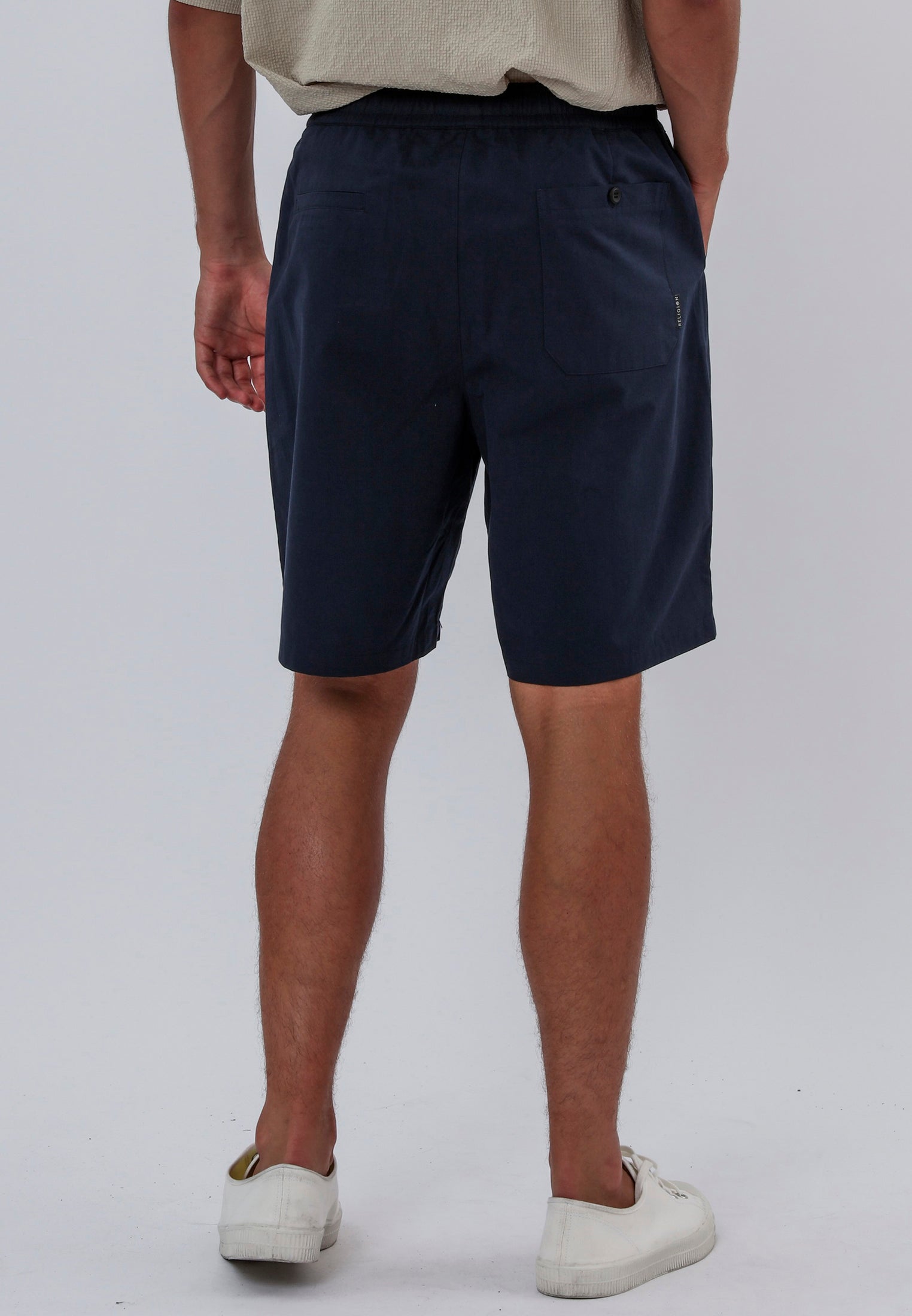 SAINT-TROPEZ PLEATED LINEN BLEND HOLIDAY SHORTS MIDNIGHT