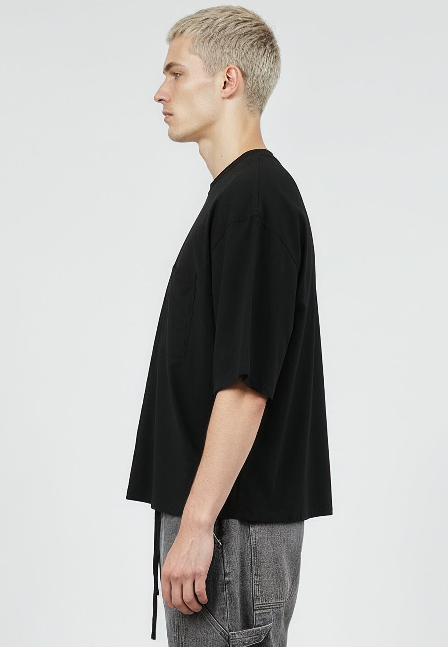 CROP BOX T-SHIRT BLACK