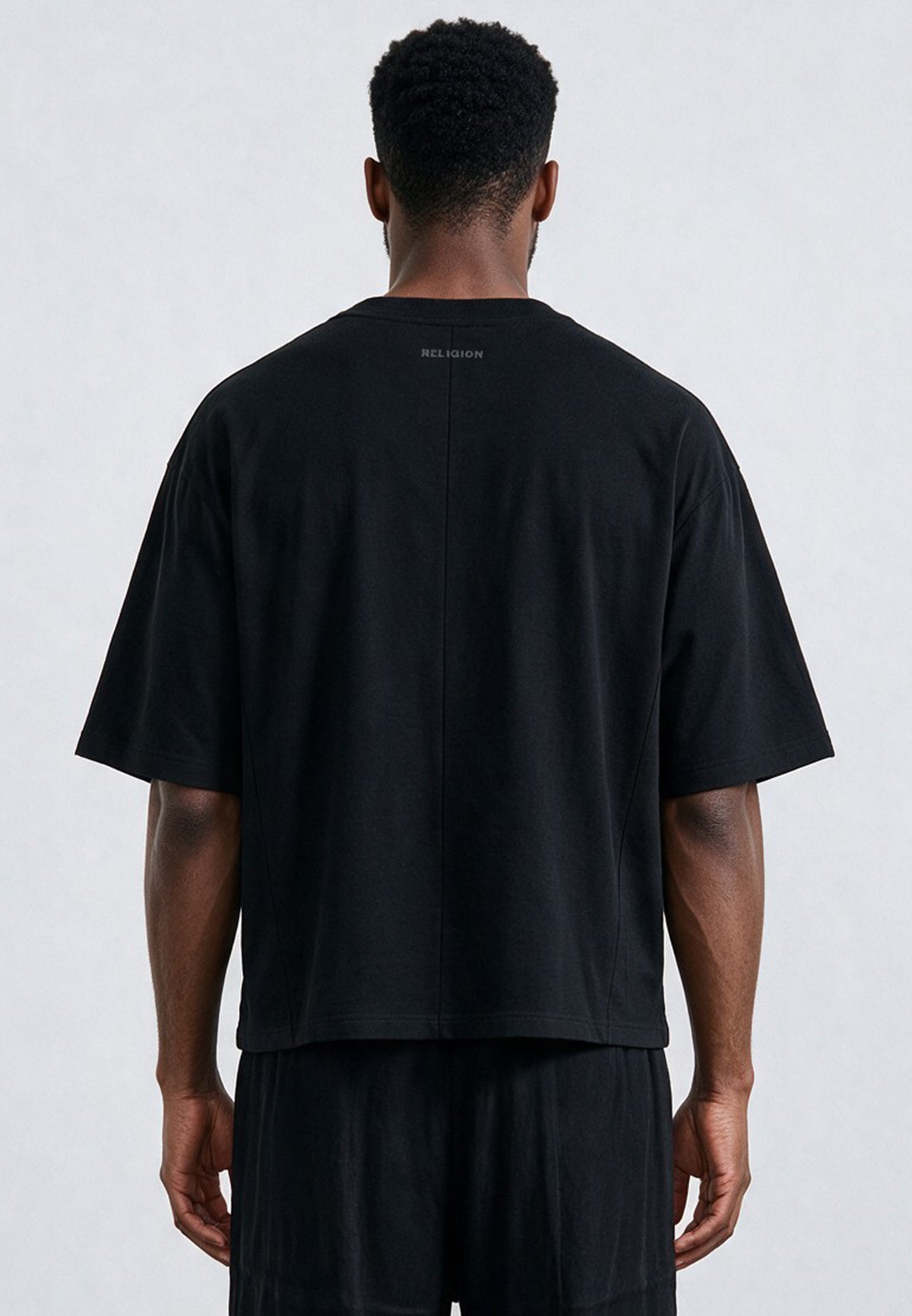 NO HEROES BOXY T-SHIRT BLACK