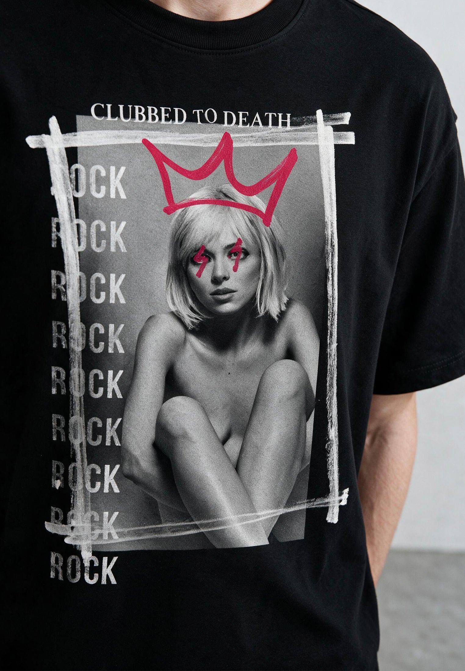 QUEEN T-SHIRT BLACK