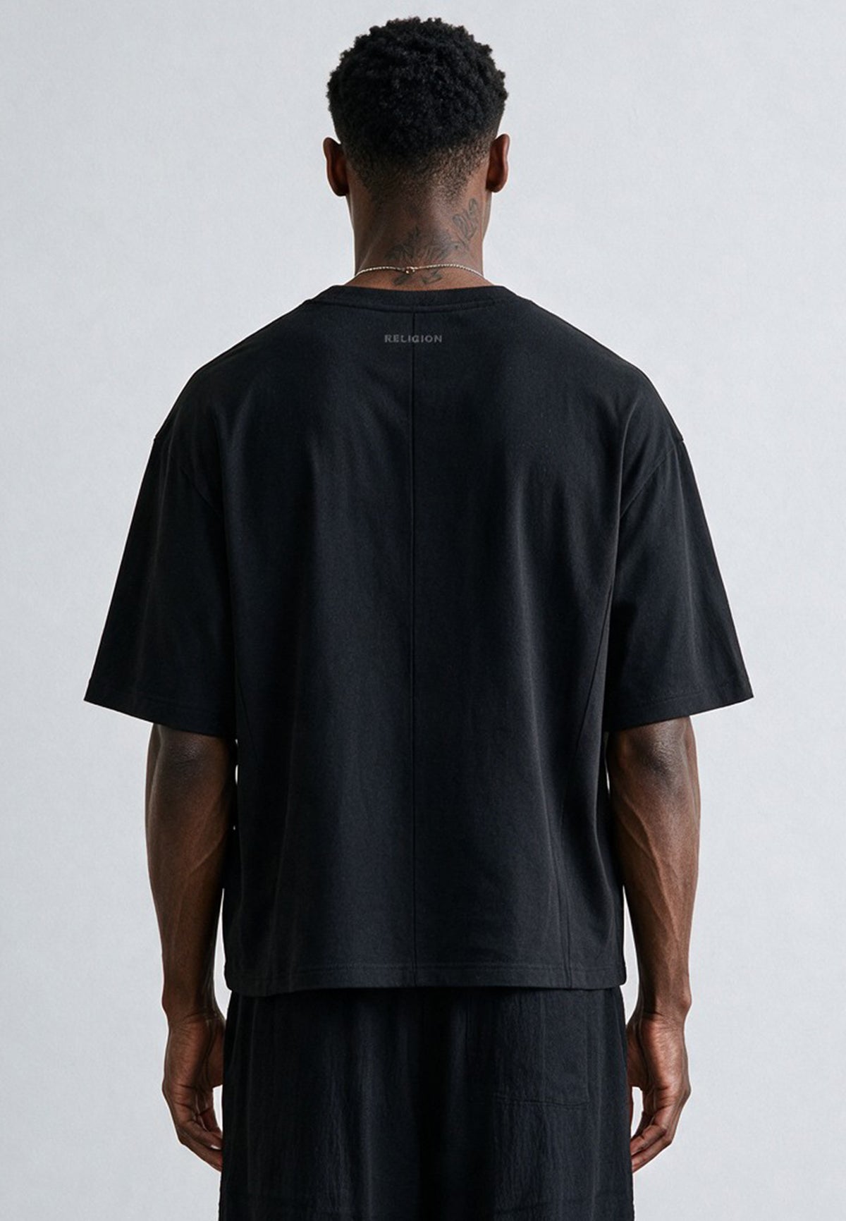SOUTH DAKOTA BOXY T-SHIRT BLACK