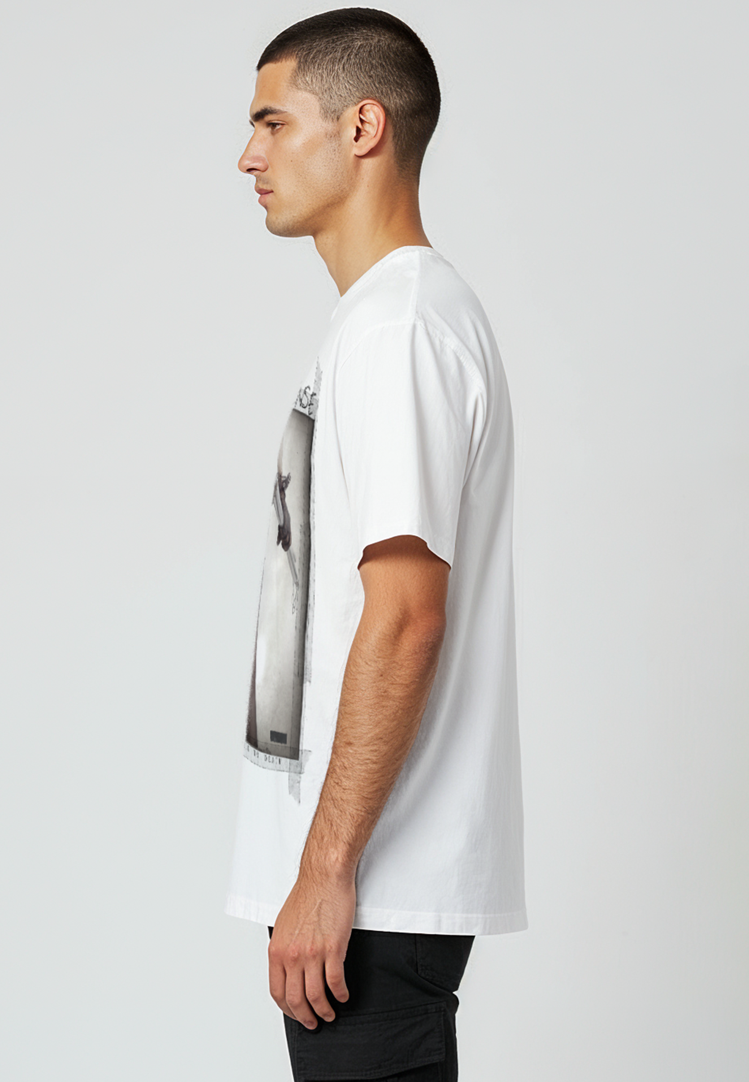 SELF DEFENSE T-SHIRT WHITE