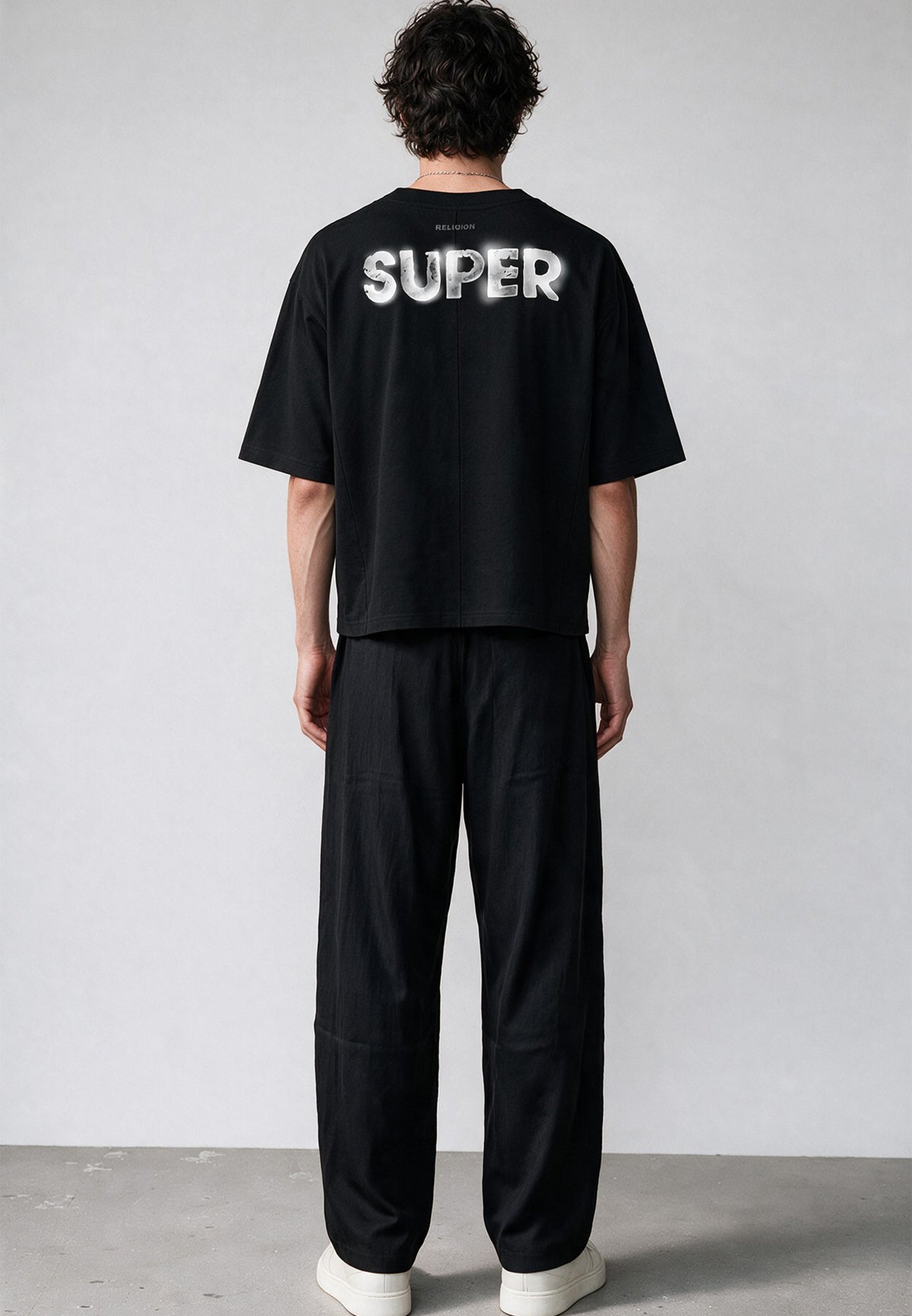 STAR BOXY T-SHIRT BLACK