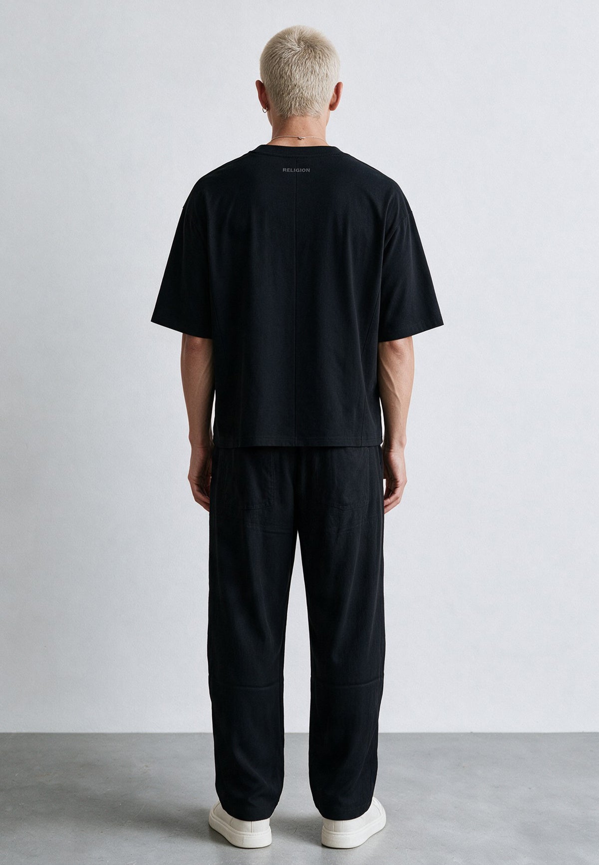 BOLT BOXY T-SHIRT BLACK