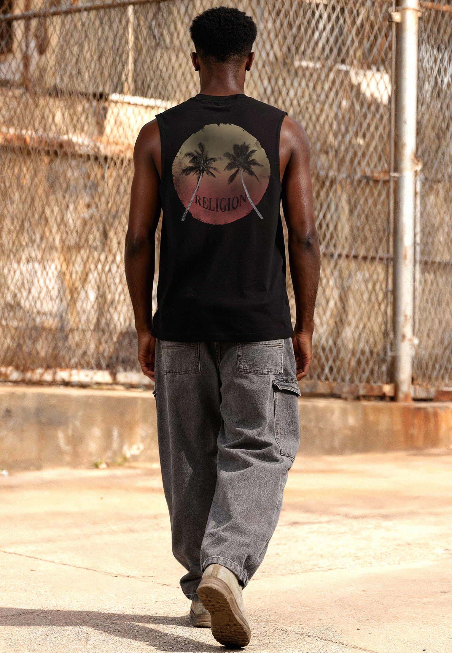 SUNSET SLEEVELESS T-SHIRT BLACK