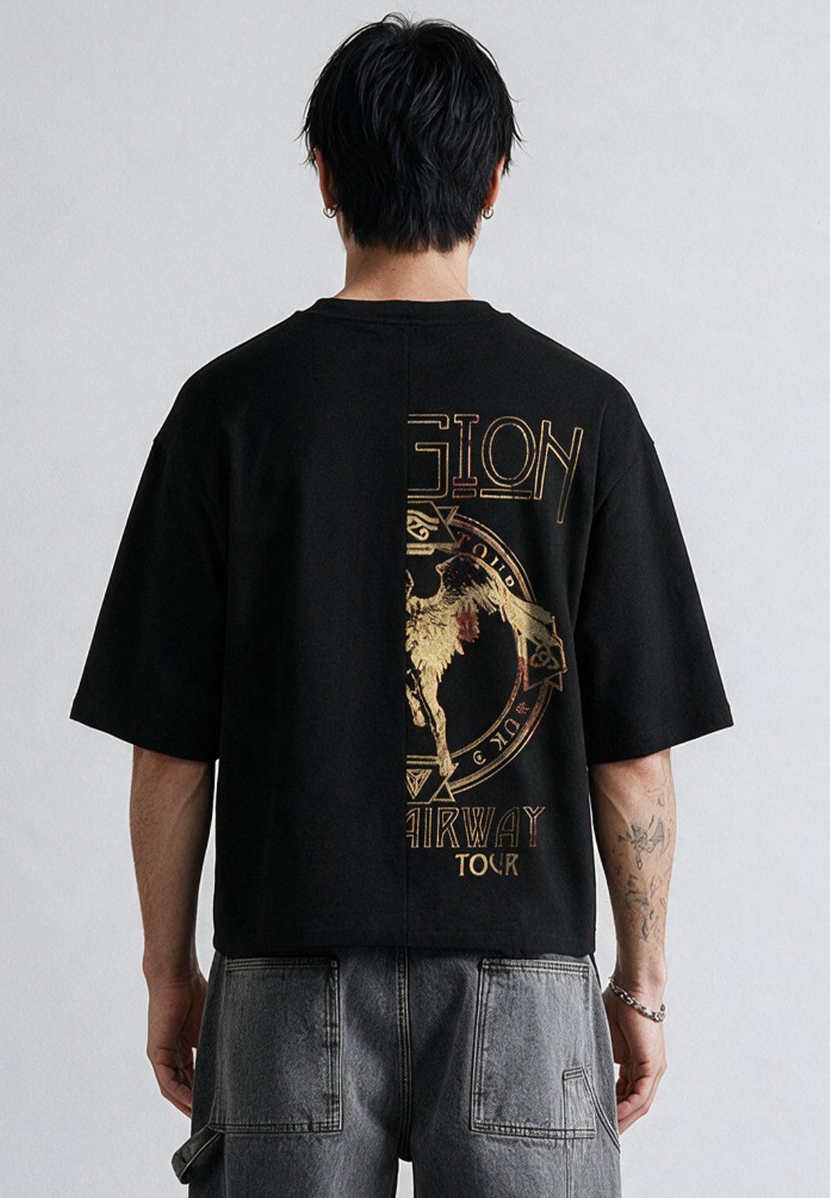 SPLIT STAIRCASE T-SHIRT BLACK
