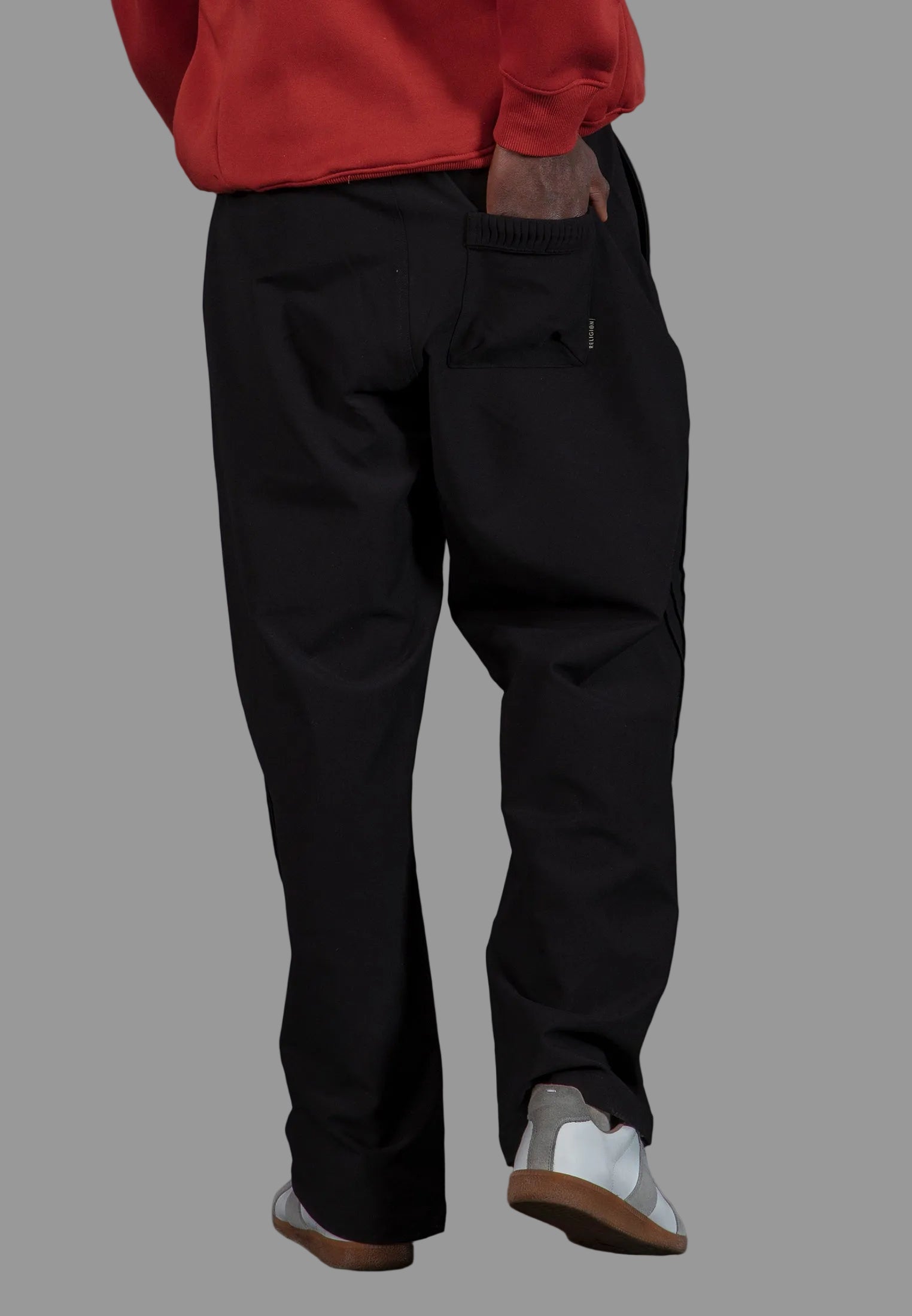 RELAXED THREAD PANTS BLACK