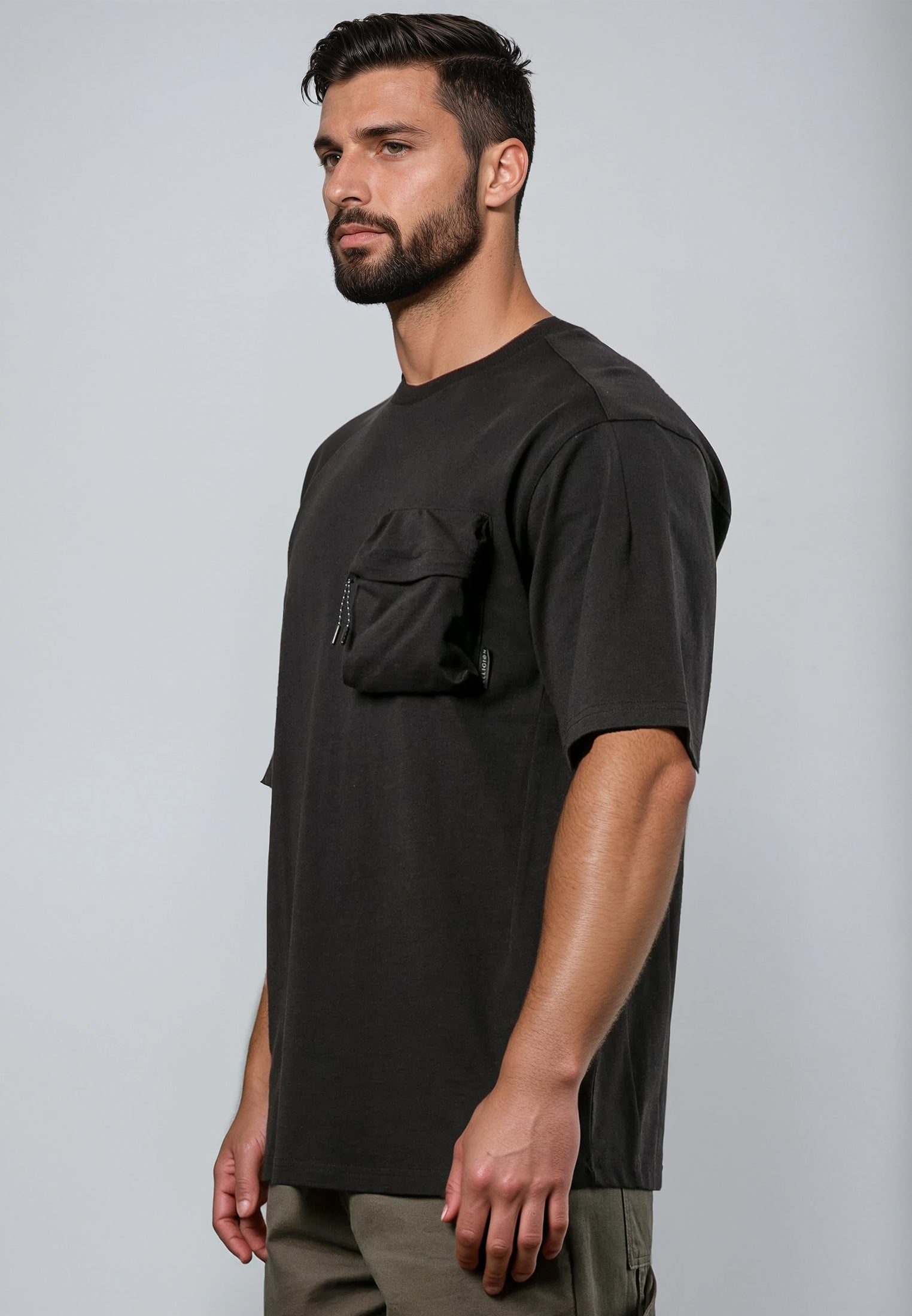 ZIP POCKET OVERSIZED T-SHIRT BLACK