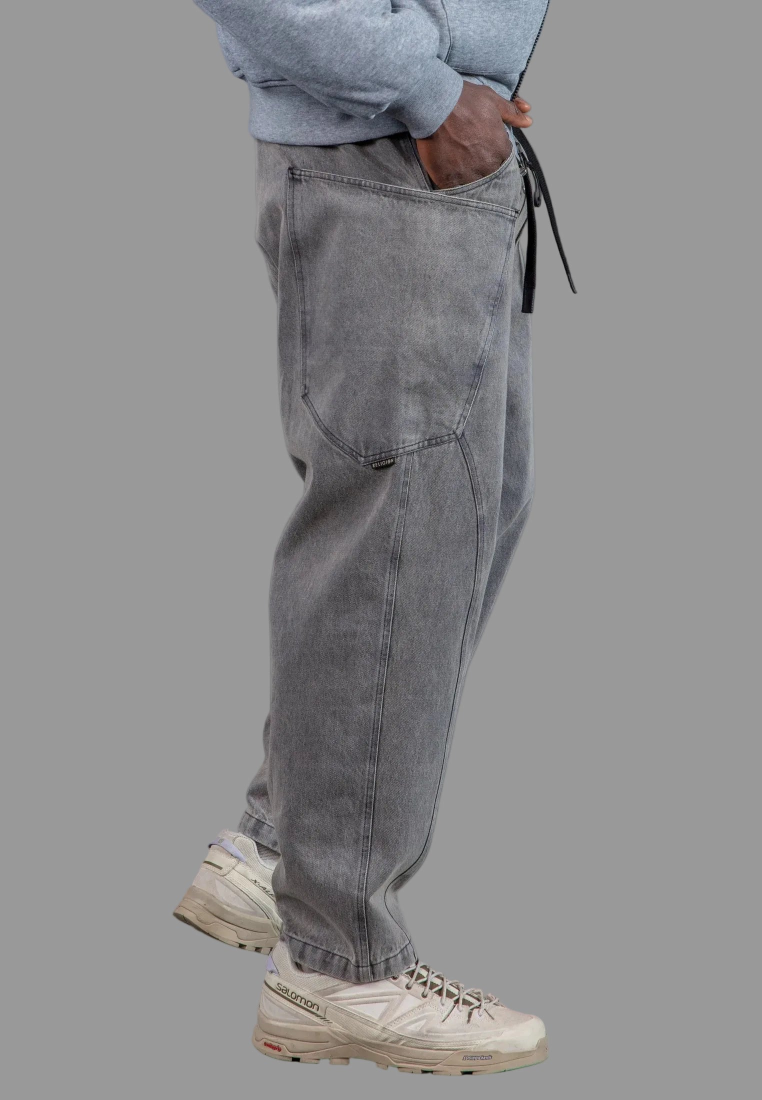 INTENSE JEAN WASHED CHARCOAL