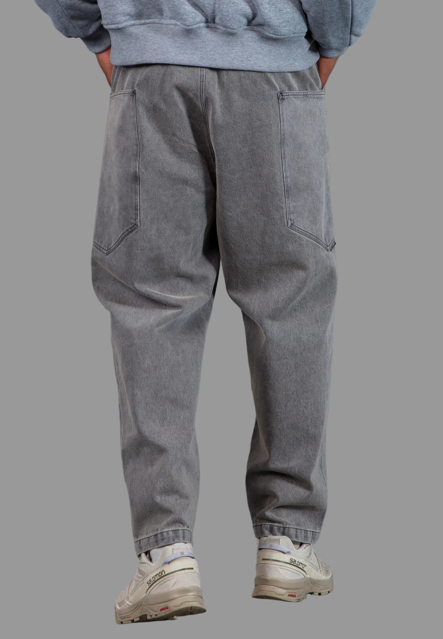 INTENSE JEAN WASHED CHARCOAL