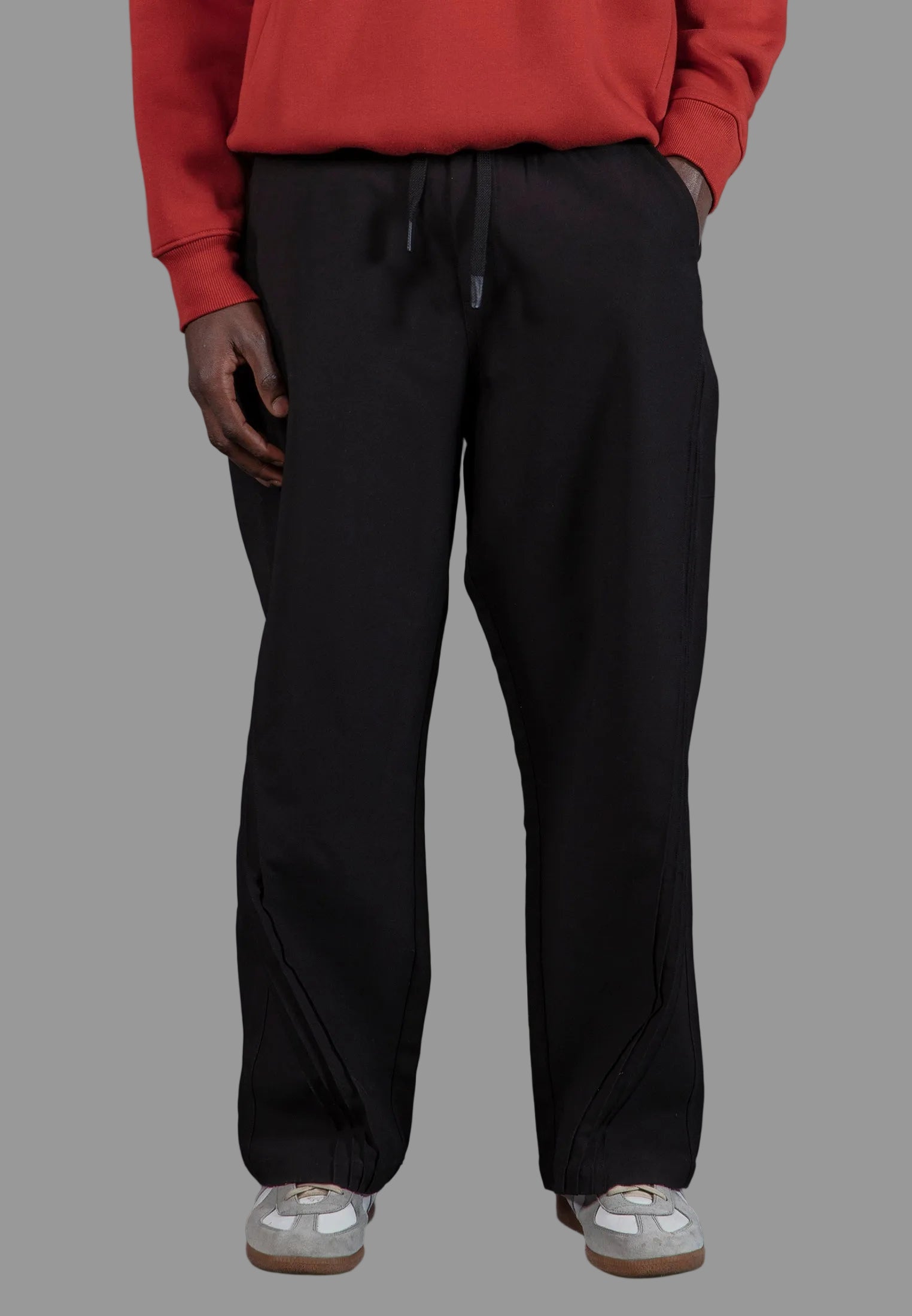 RELAXED THREAD PANTS BLACK