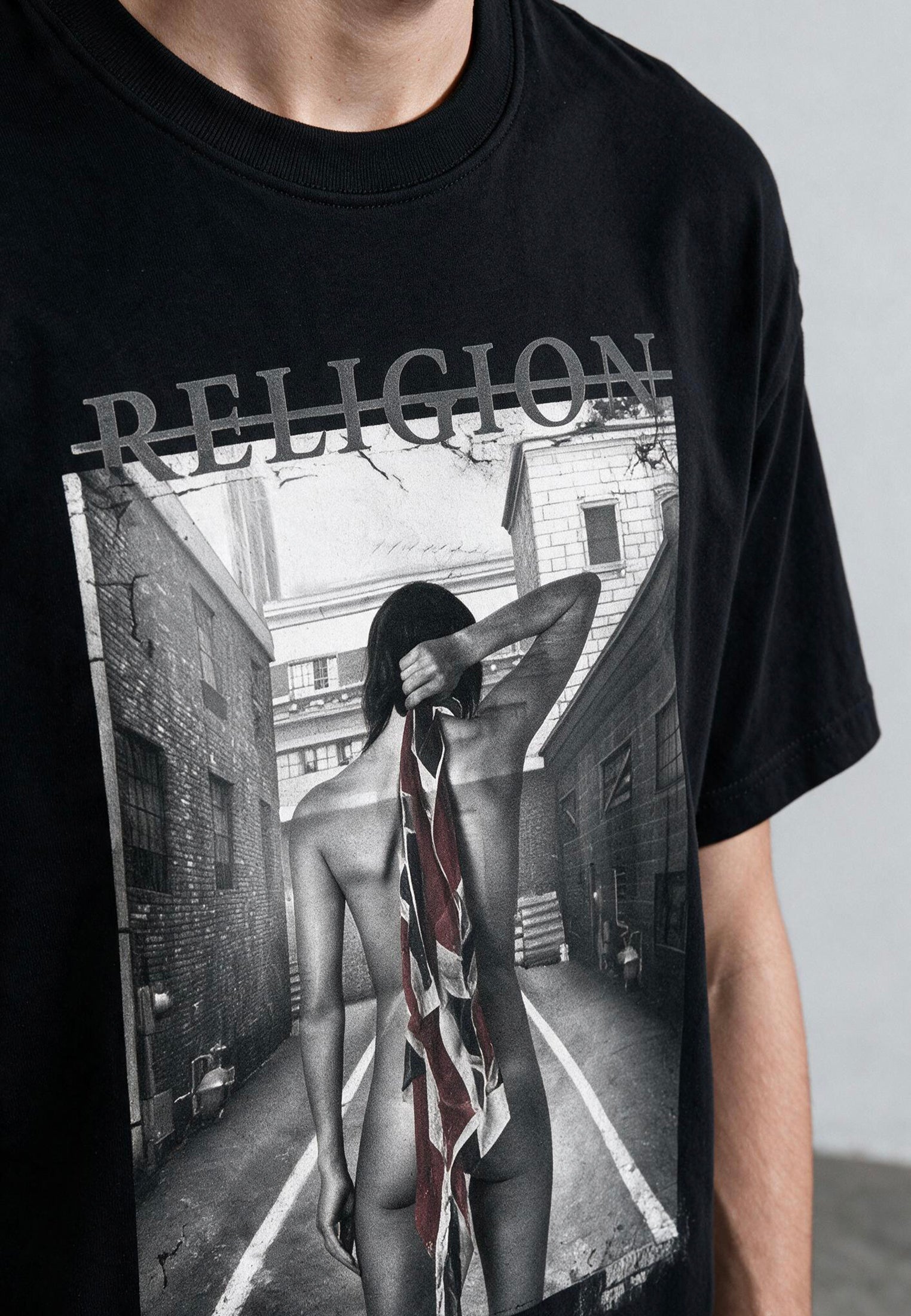 ALLEYWAY T-SHIRT WASHED BLACK