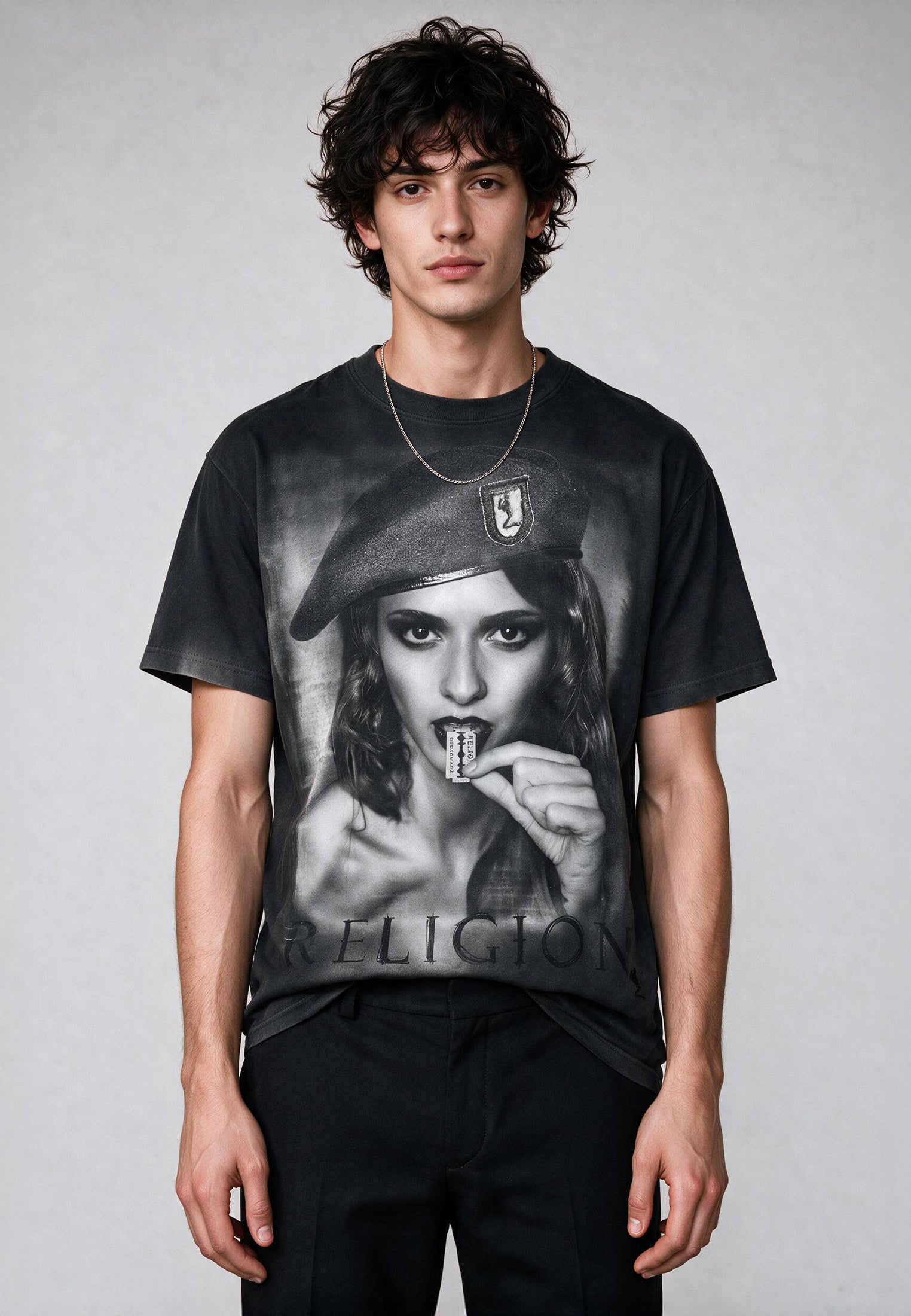 RAZOR BLADE T-SHIRT WASHED BLACK