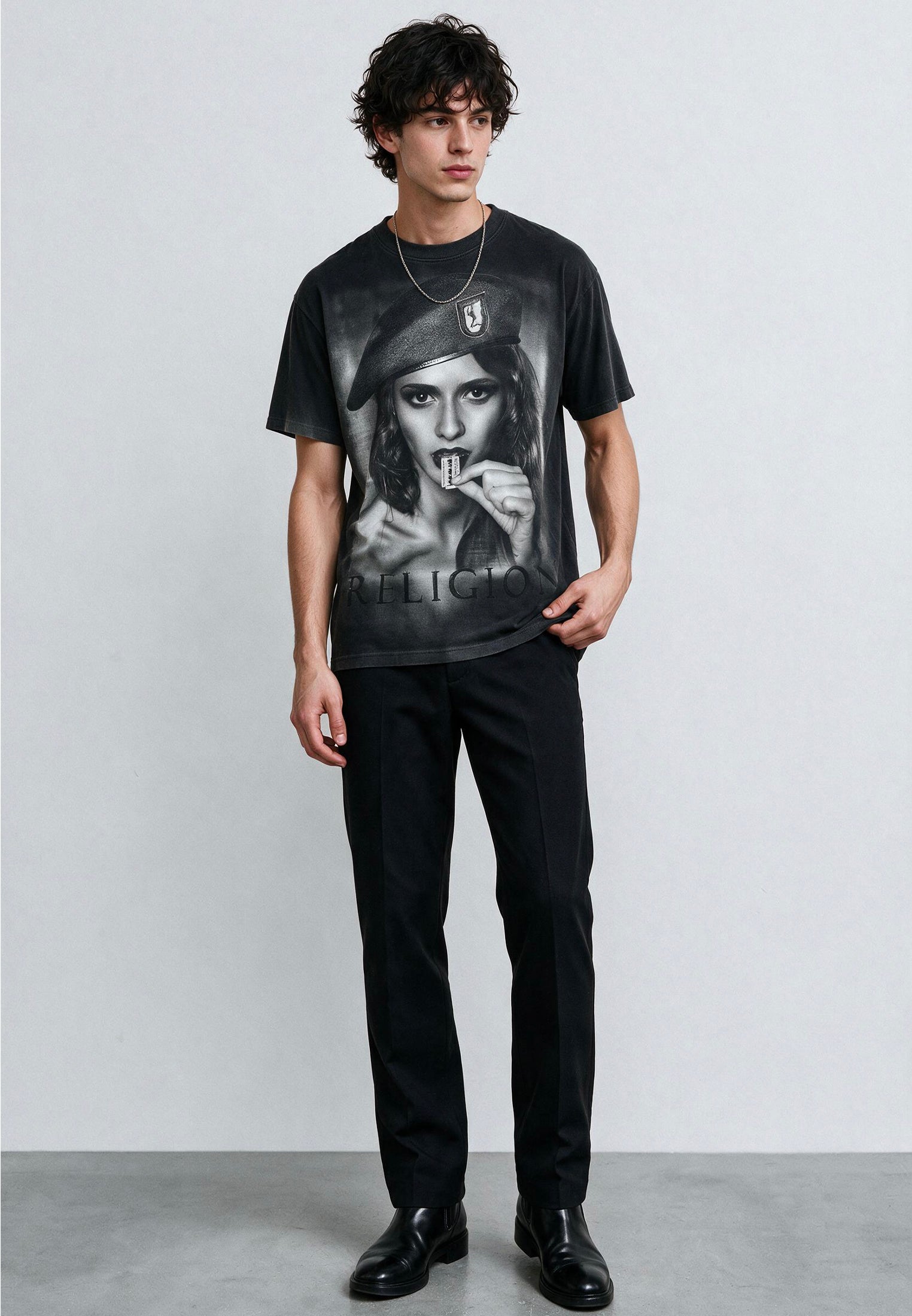 RAZOR BLADE T-SHIRT WASHED BLACK