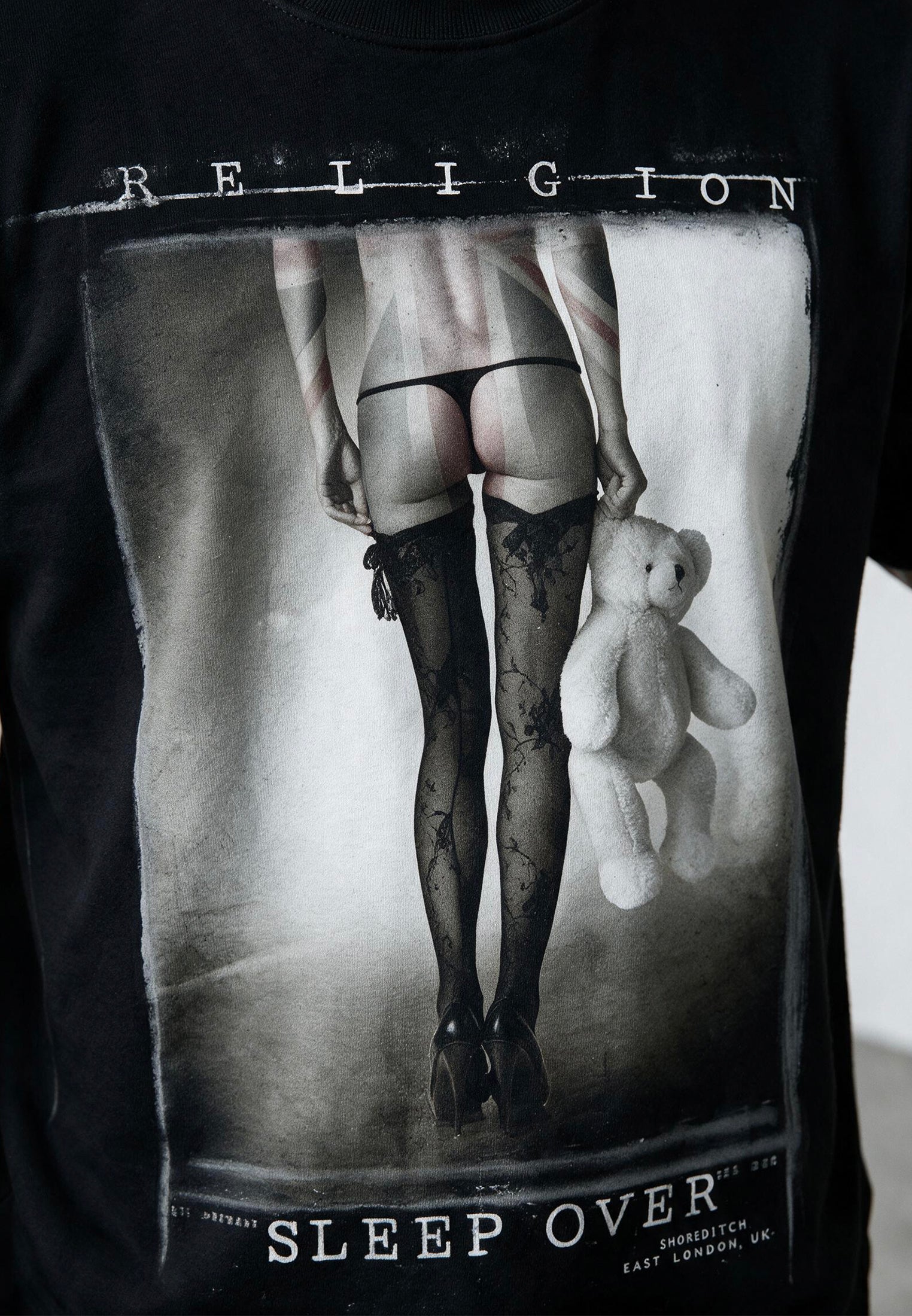 SLEEPOVER T-SHIRT BLACK