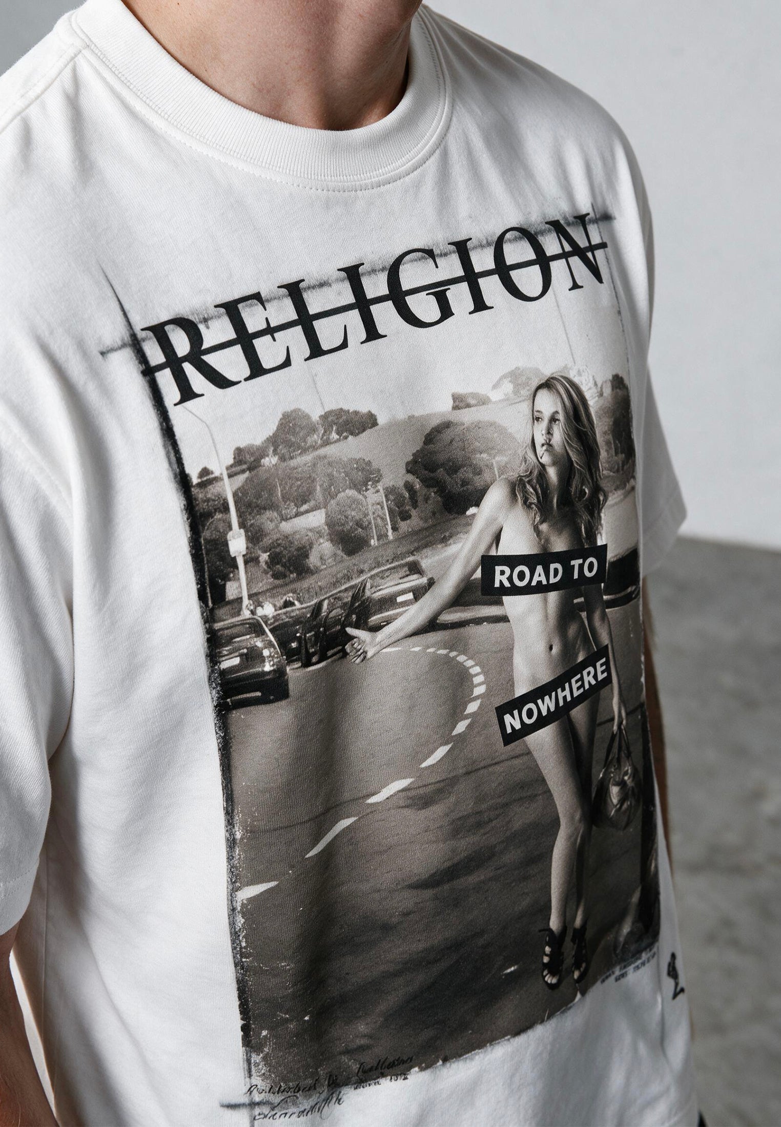 ROAD TO NOWHERE WHITE T-SHIRT
