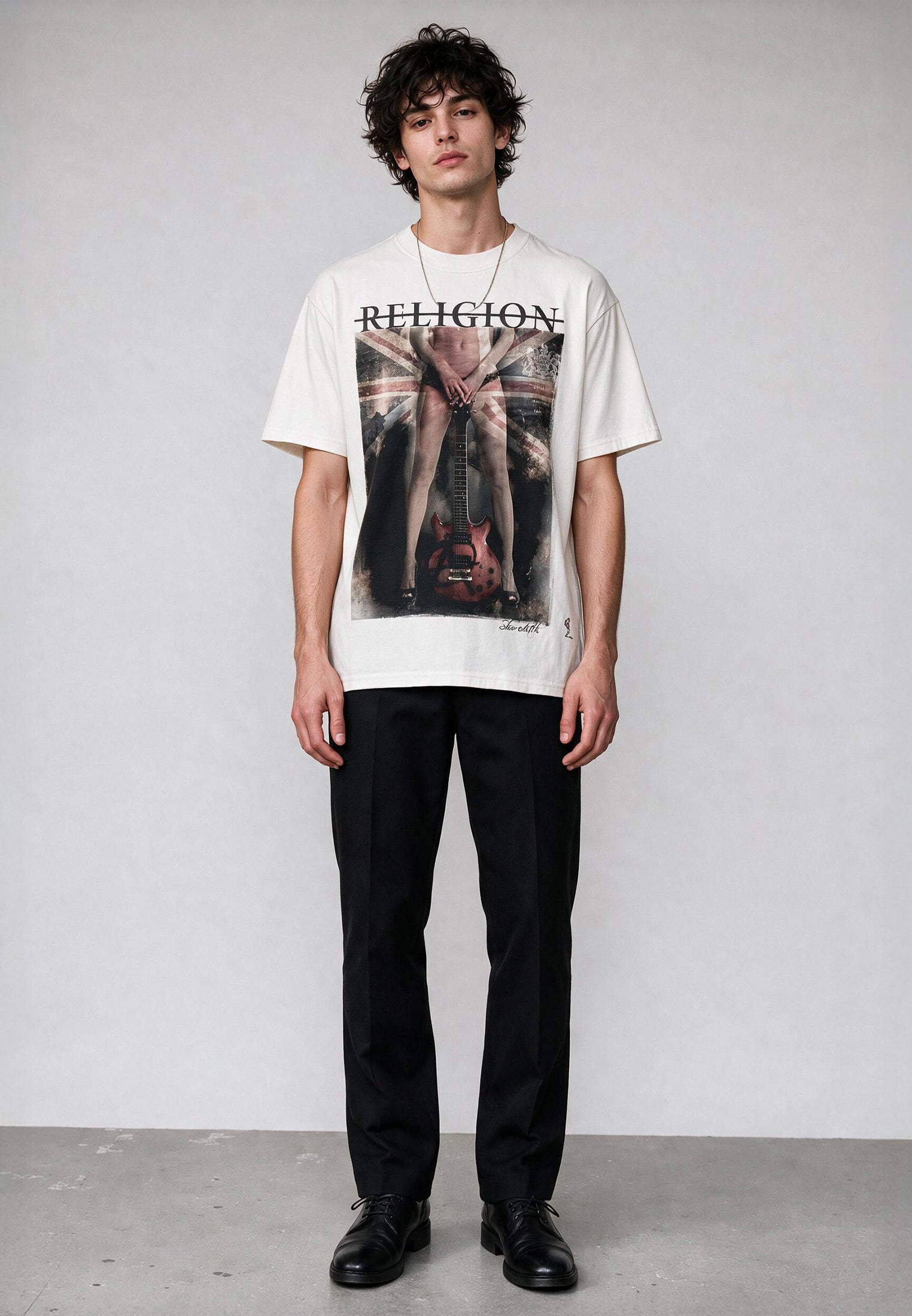 GIRL FLAG GUITAR T-SHIRT BROKEN WHITE