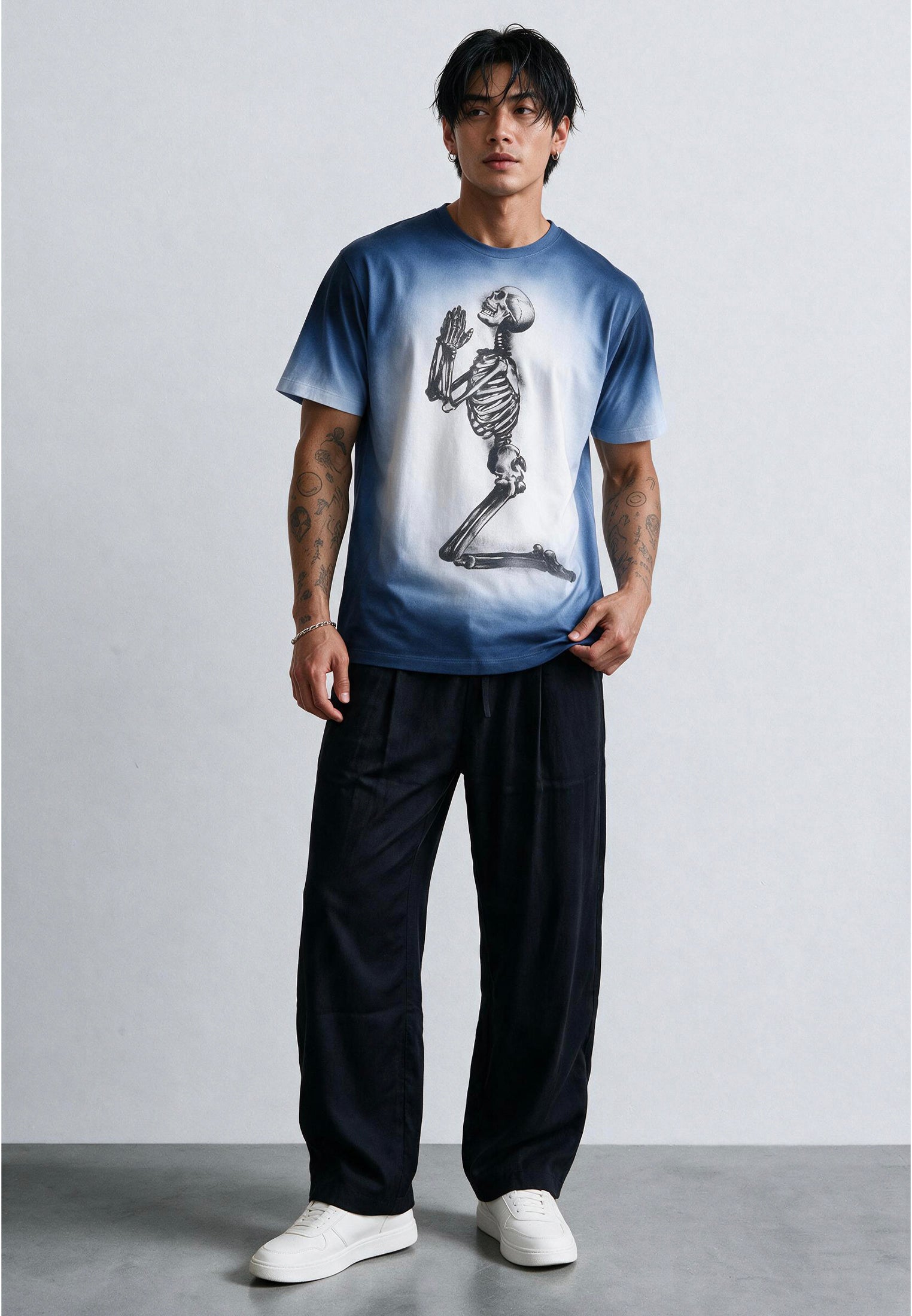 PRAYING SKELETON T-SHIRT BLUE