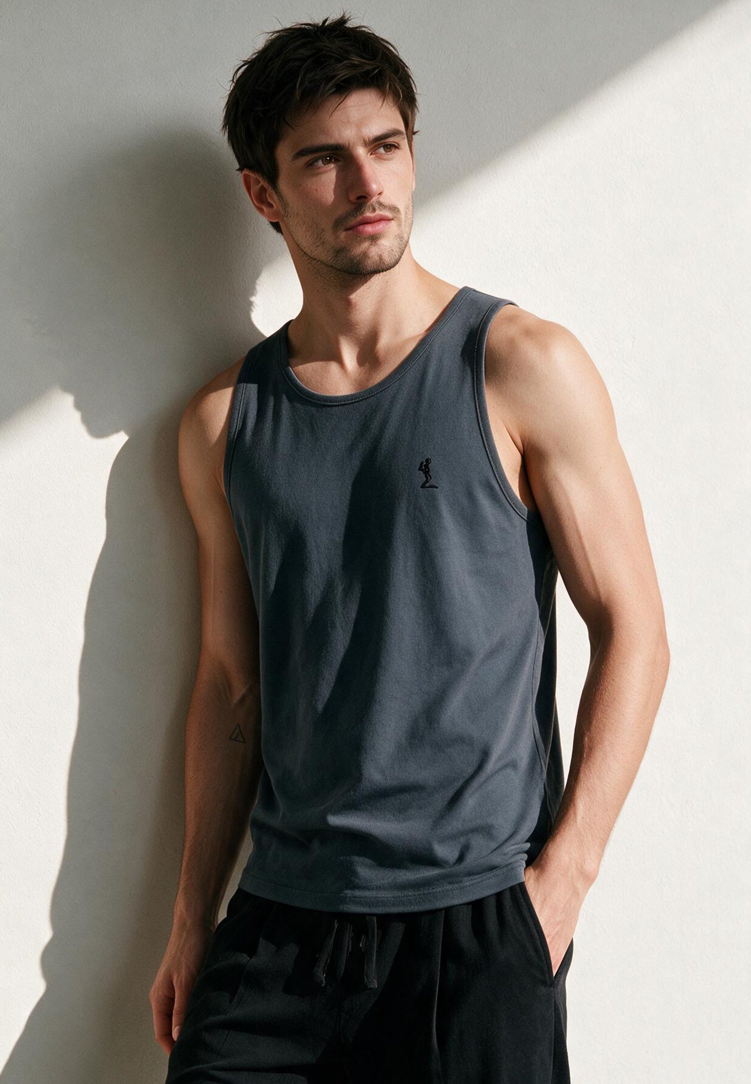 ALBION VEST DARK METAL