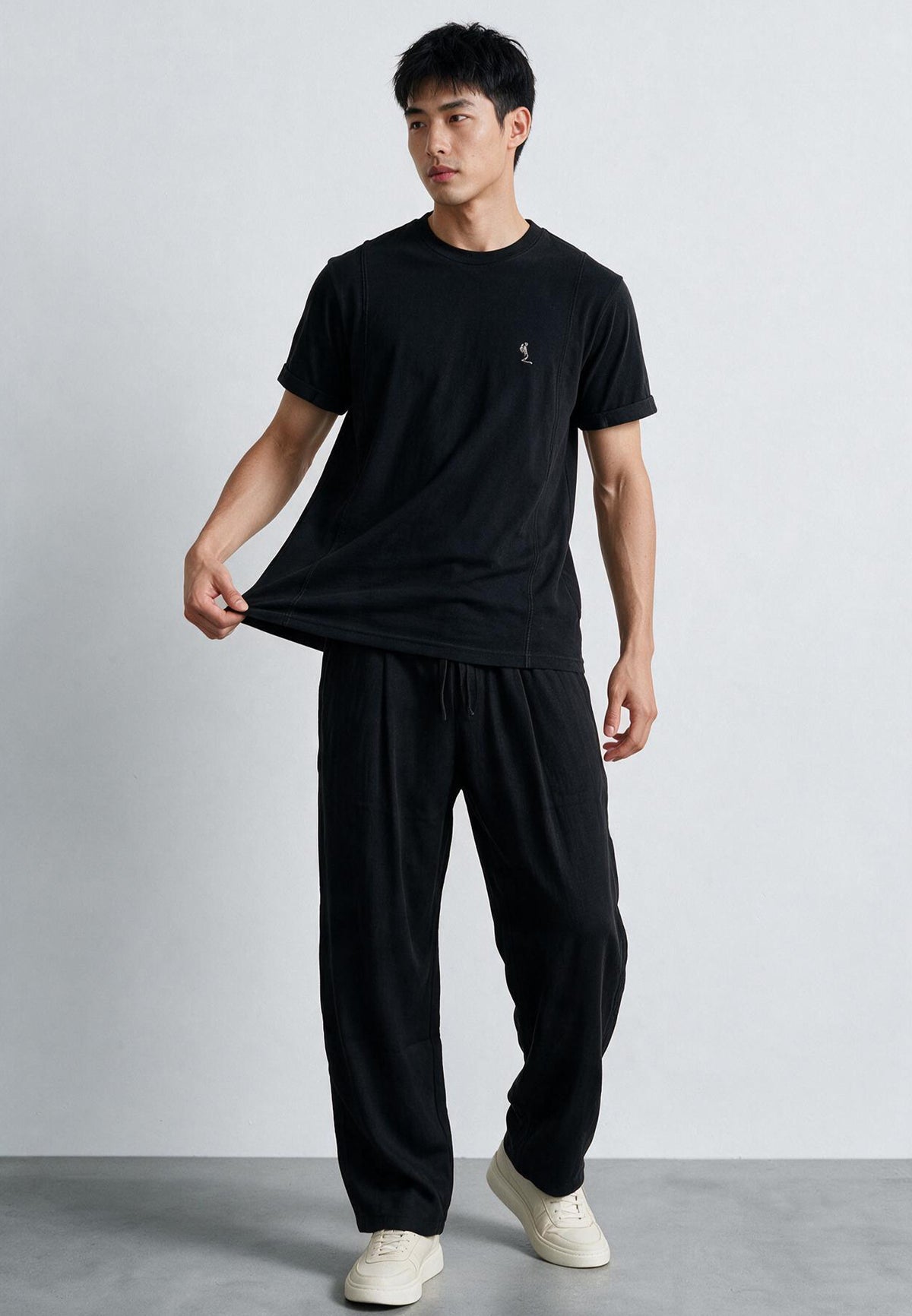 ESSENTIAL ROLLED CUFF T-SHIRT BLACK
