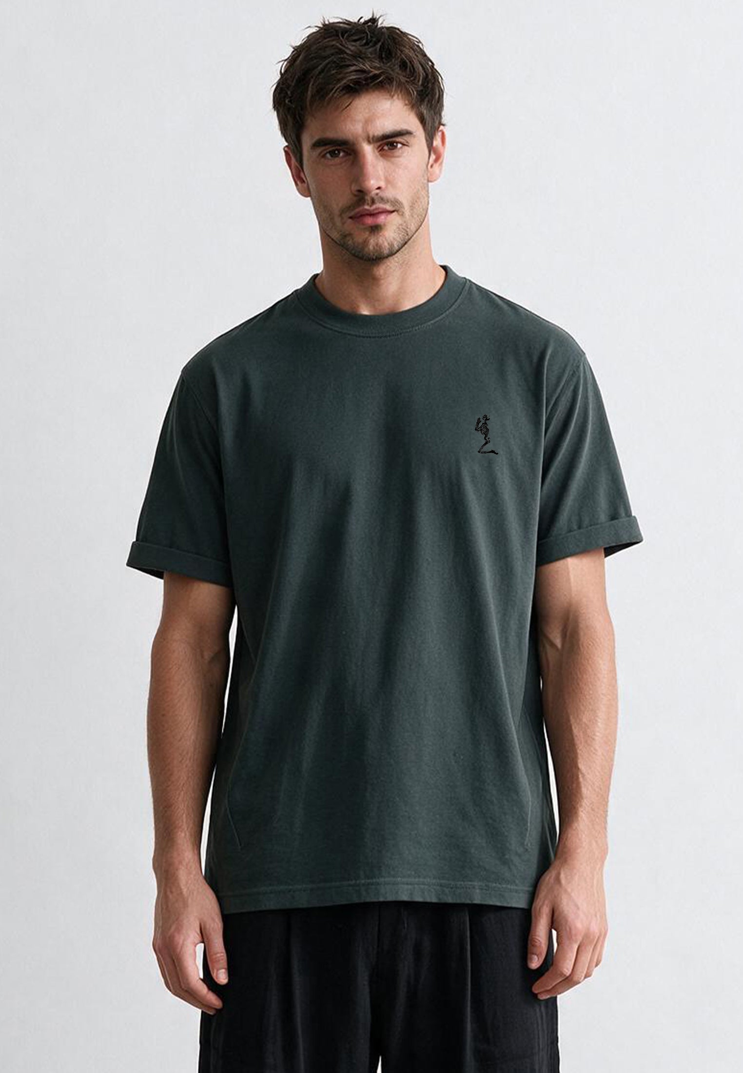 ESSENTIAL ROLLED CUFF T-SHIRT COAL