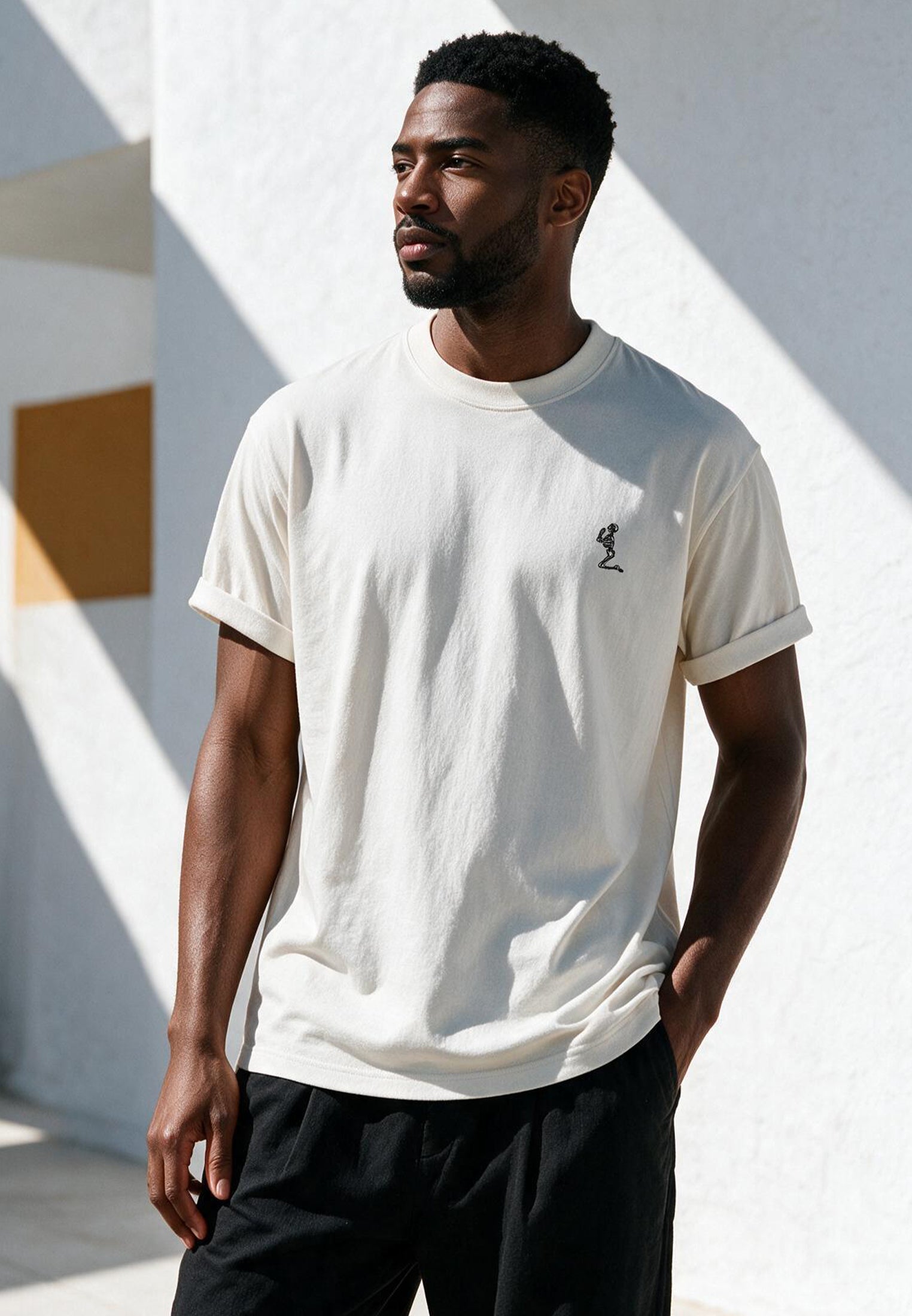 ESSENTIAL ROLLED CUFF T-SHIRT OFF WHITE
