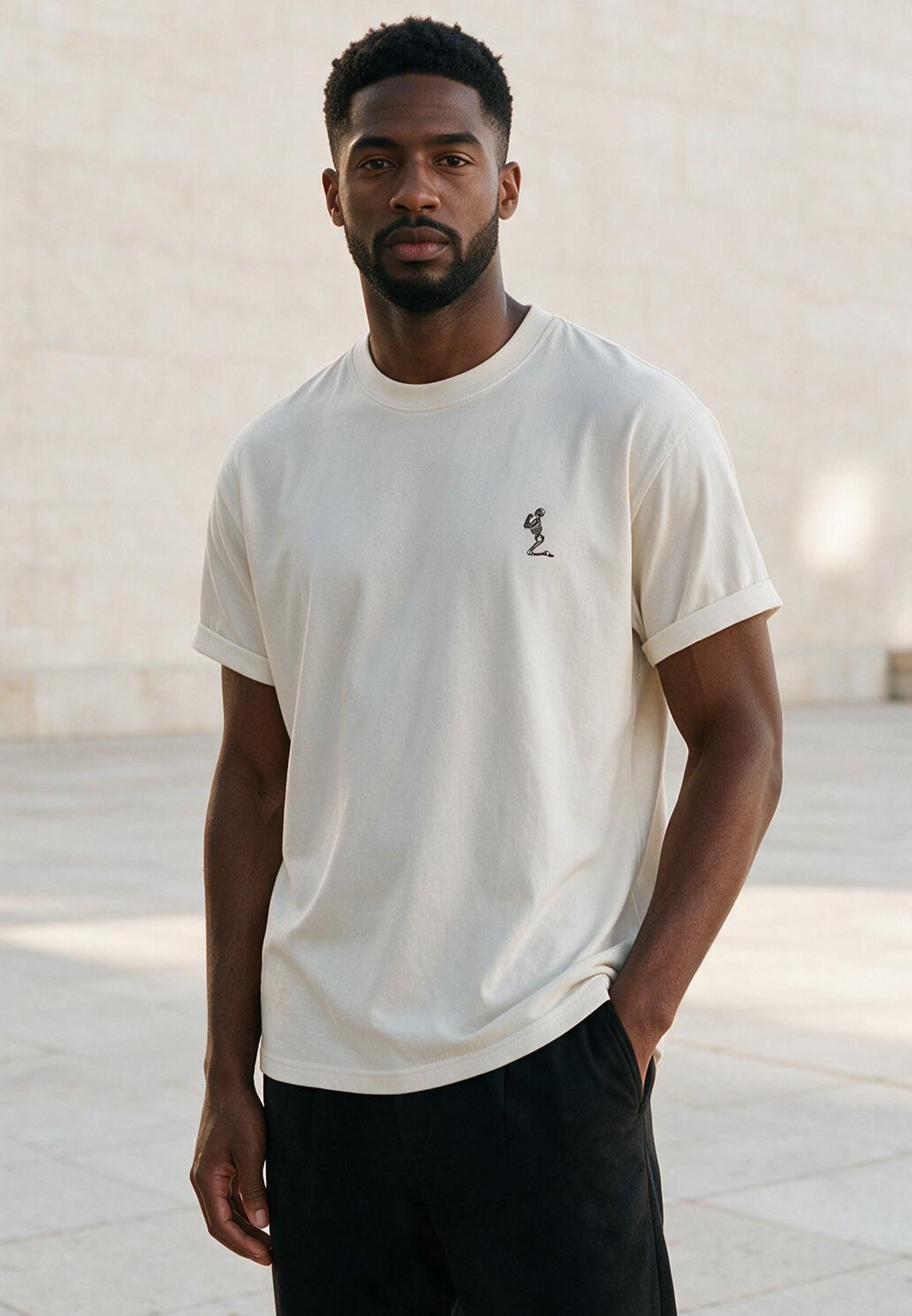 ESSENTIAL ROLLED CUFF T-SHIRT OFF WHITE