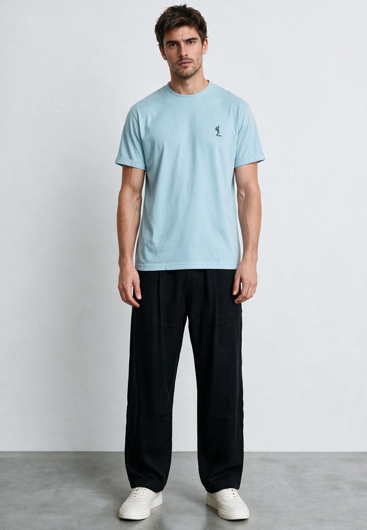 ESSENTIAL ROLLED CUFF T-SHIRT PALE BLUE