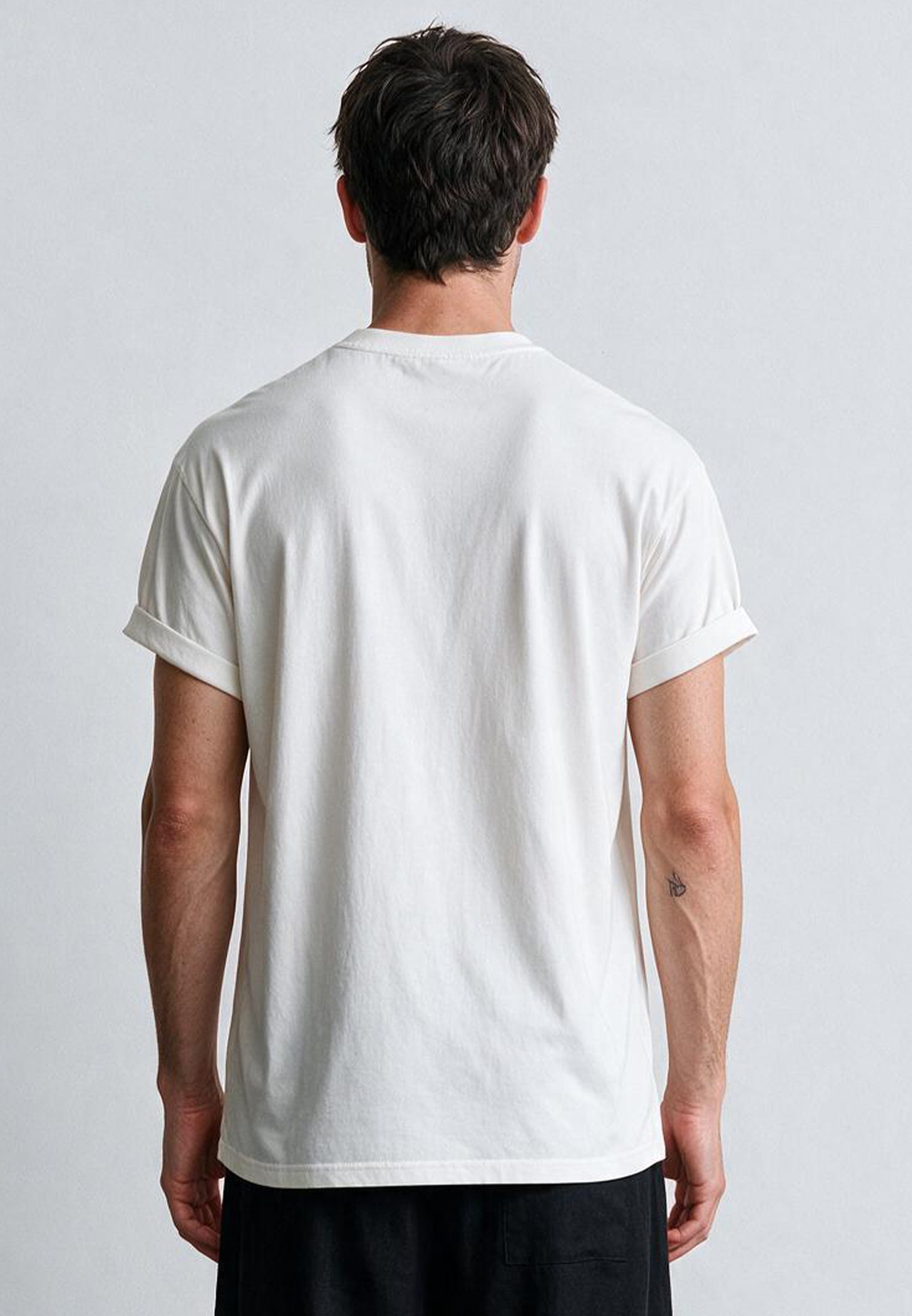 ESSENTIAL ROLLED CUFF T-SHIRT WHITE