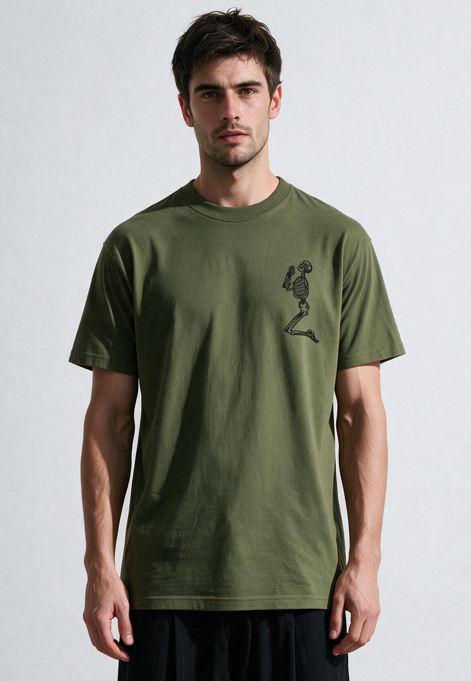 ESSENTIAL BIG SKELETON ARMY GREEN T-SHIRT