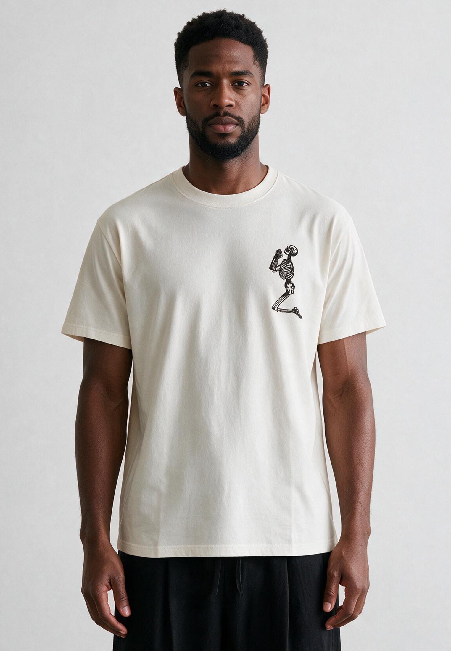 ESSENTIAL BIG SKELETON OFF WHITE T-SHIRT