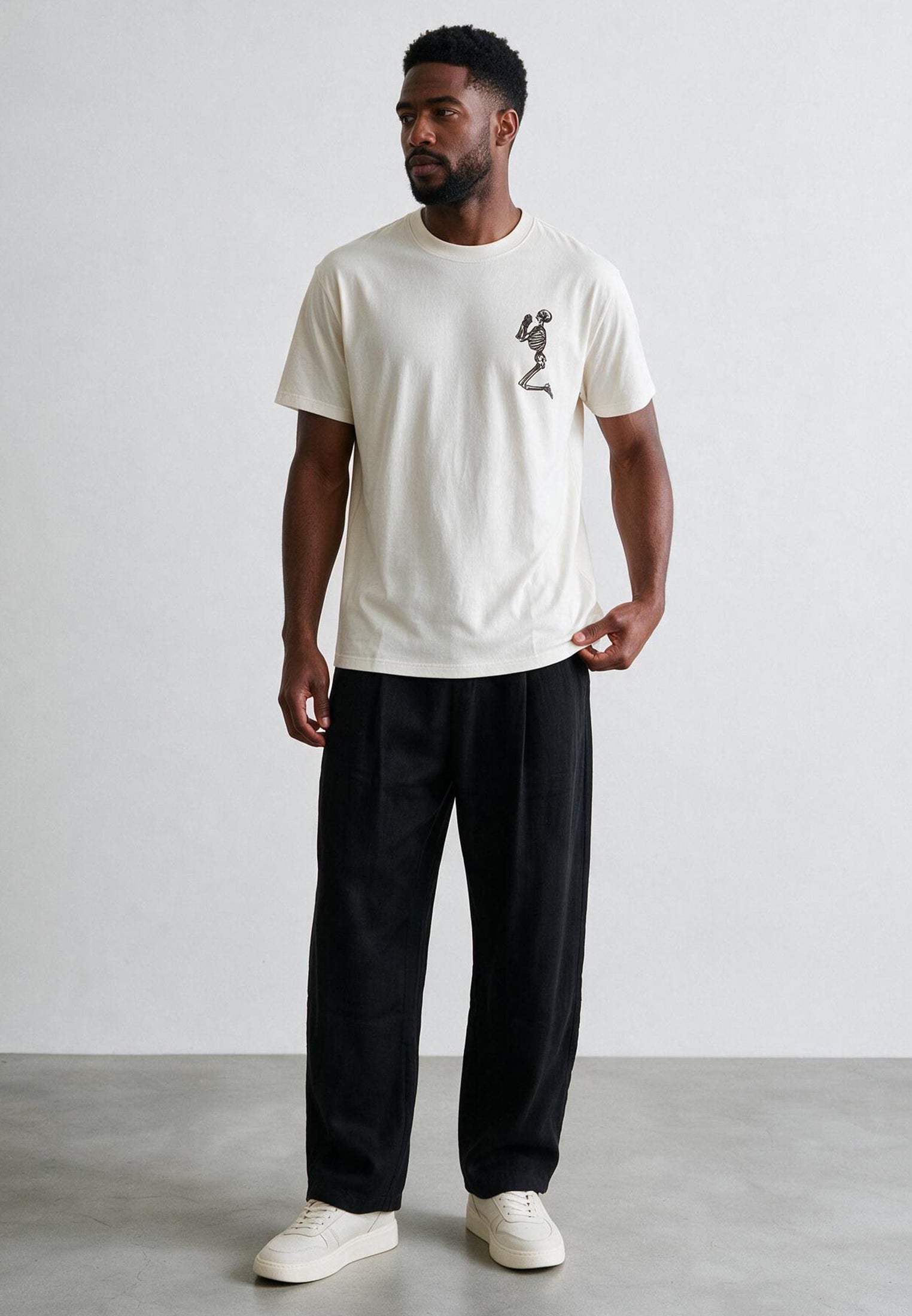 ESSENTIAL BIG SKELETON OFF WHITE T-SHIRT