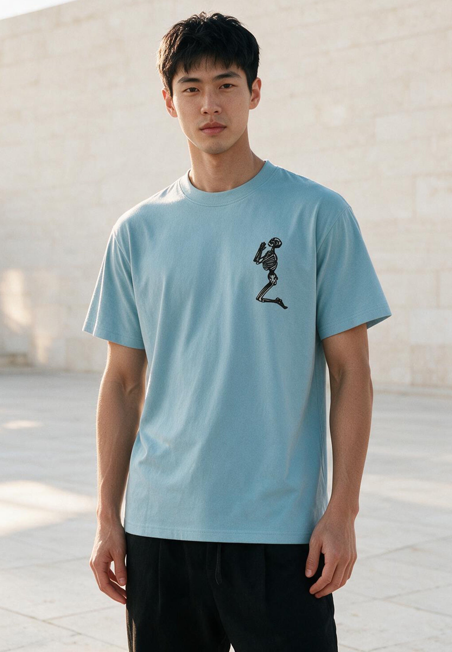 ESSENTIAL BIG SKELETON PALE BLUE T-SHIRT